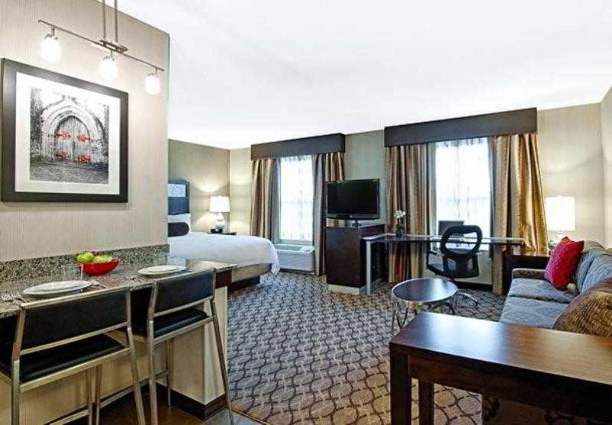 Residence Inn By Marriott Boston Logan Airport/Chelsea Room photo