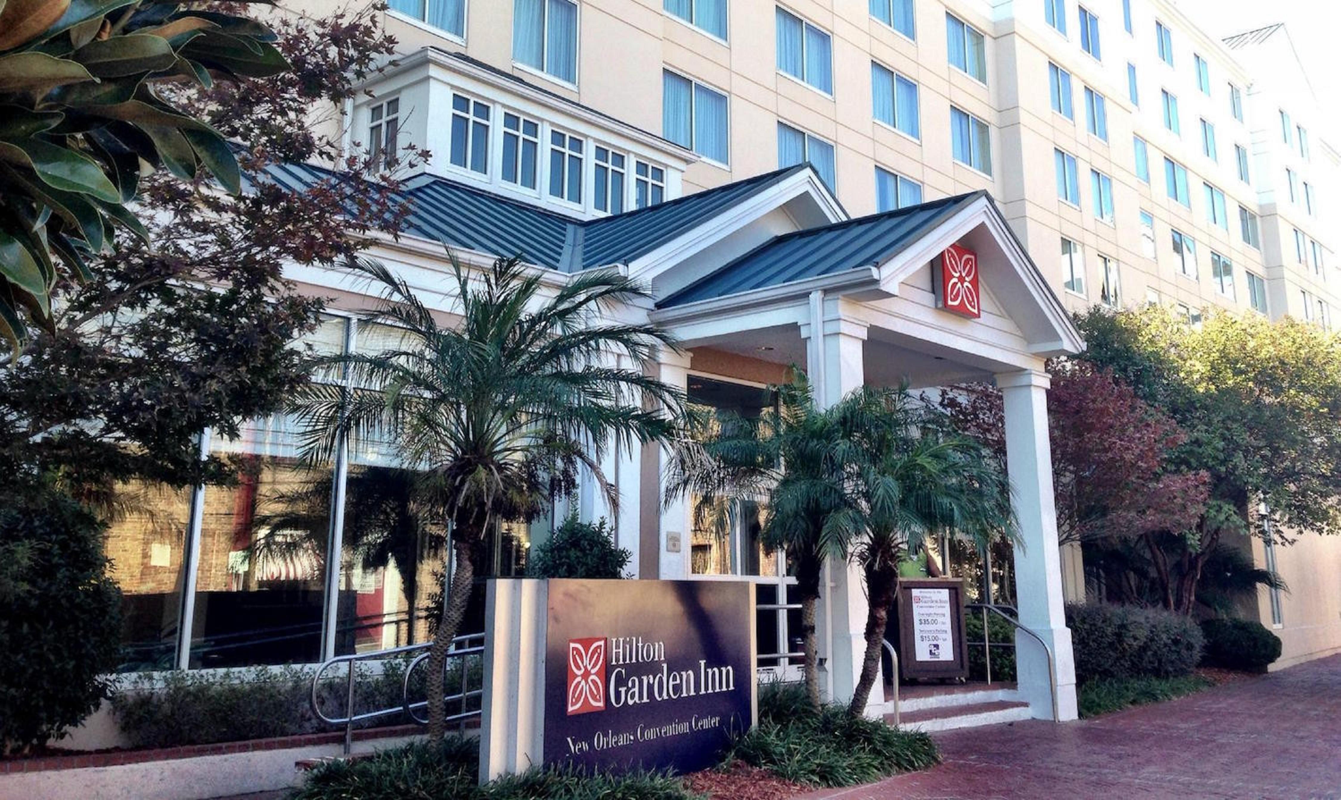 Hilton Garden Inn New Orleans Convention Center Exterior photo