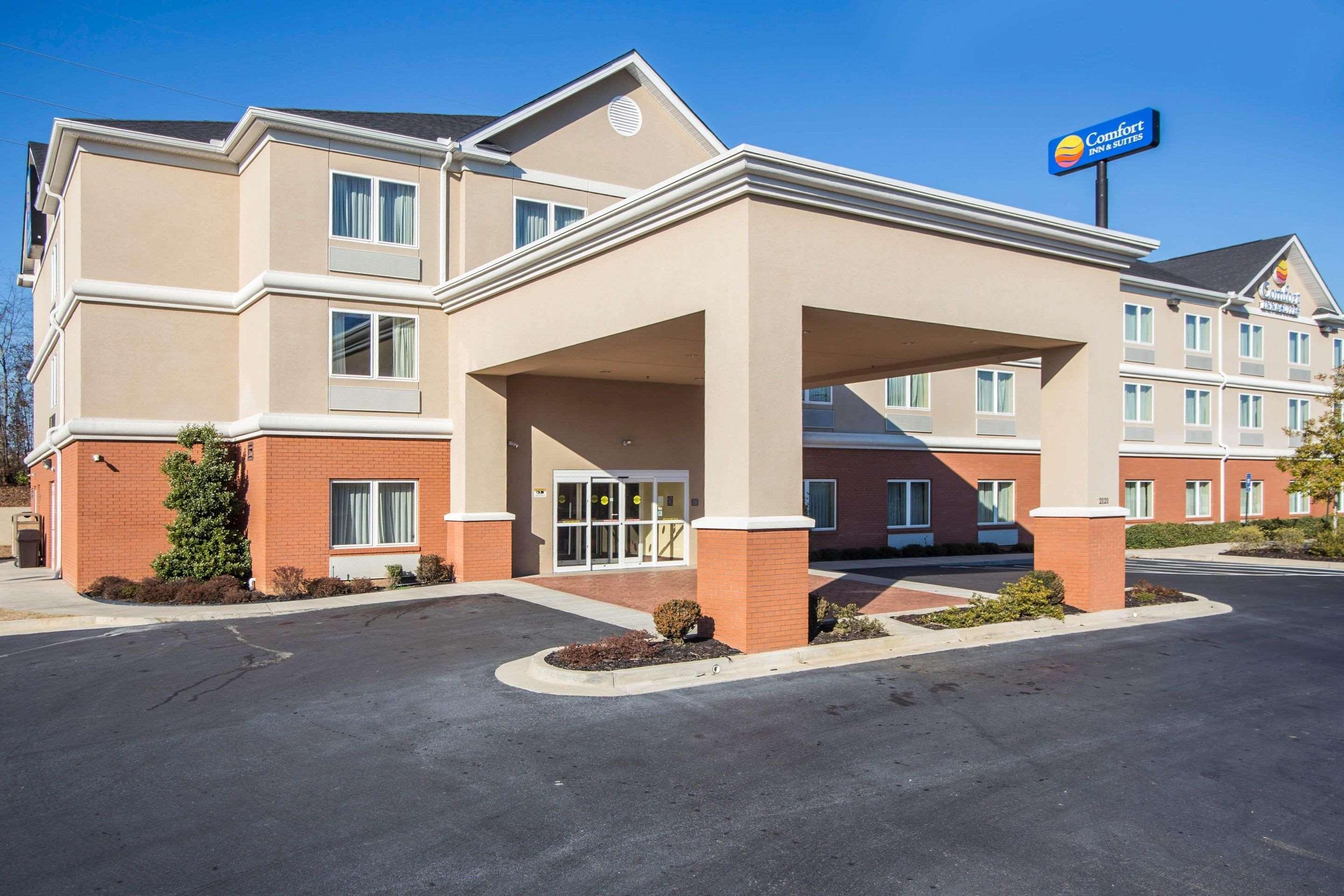 Comfort Inn & Suites Augusta Fort Eisenhower Area Exterior photo