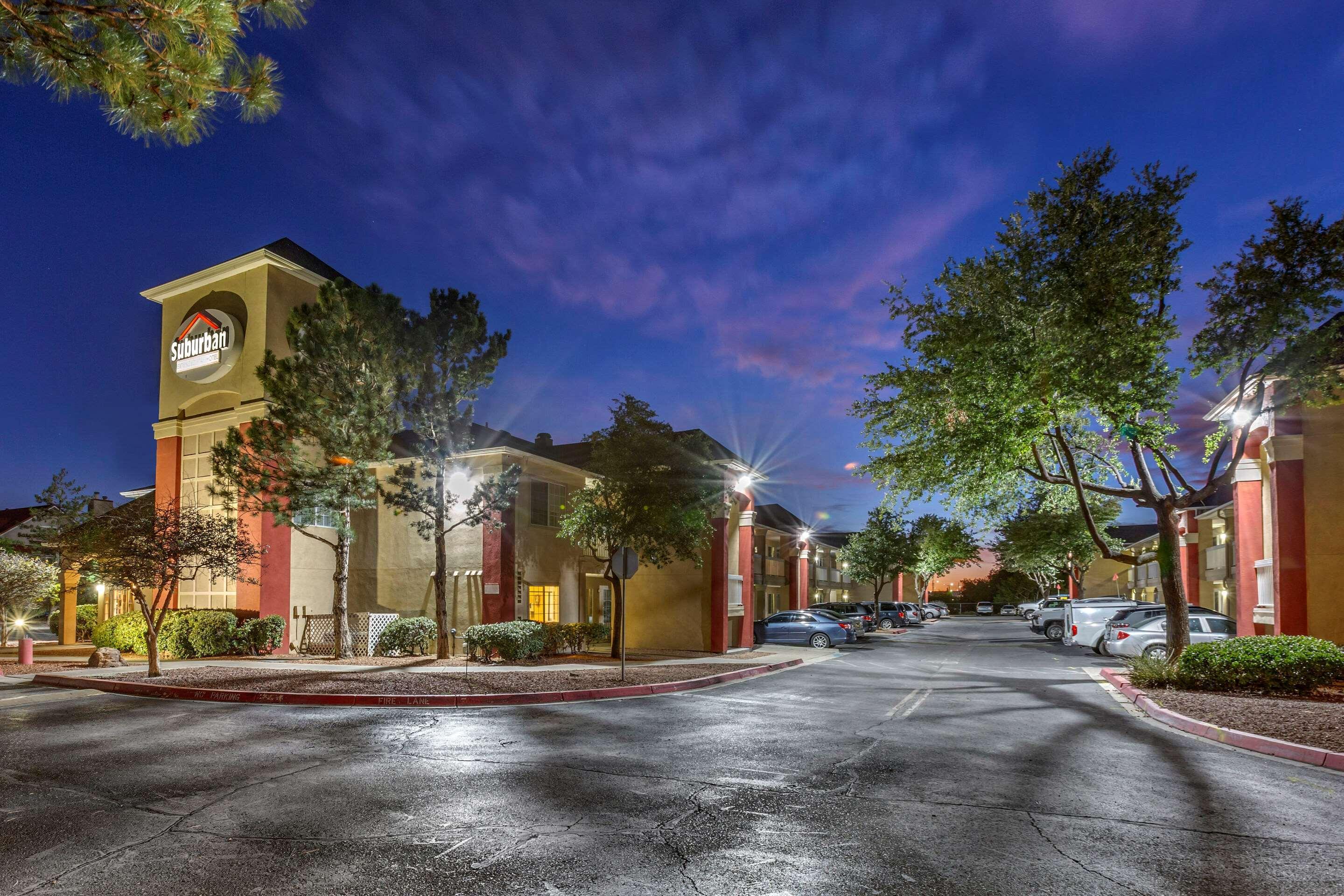 Suburban Studios Albuquerque Exterior photo