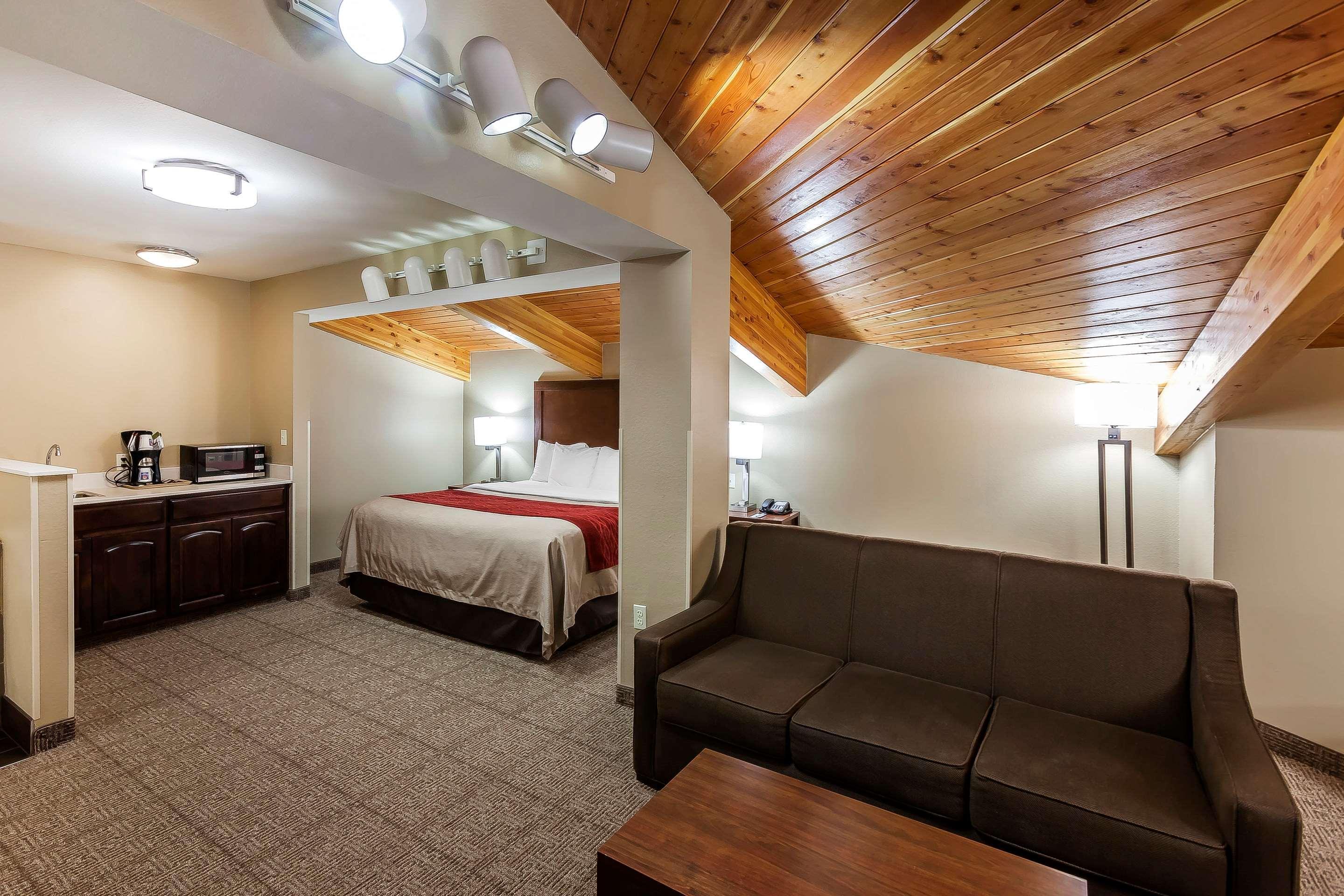 Comfort Inn Near University Of Wyoming Laramie Exterior photo