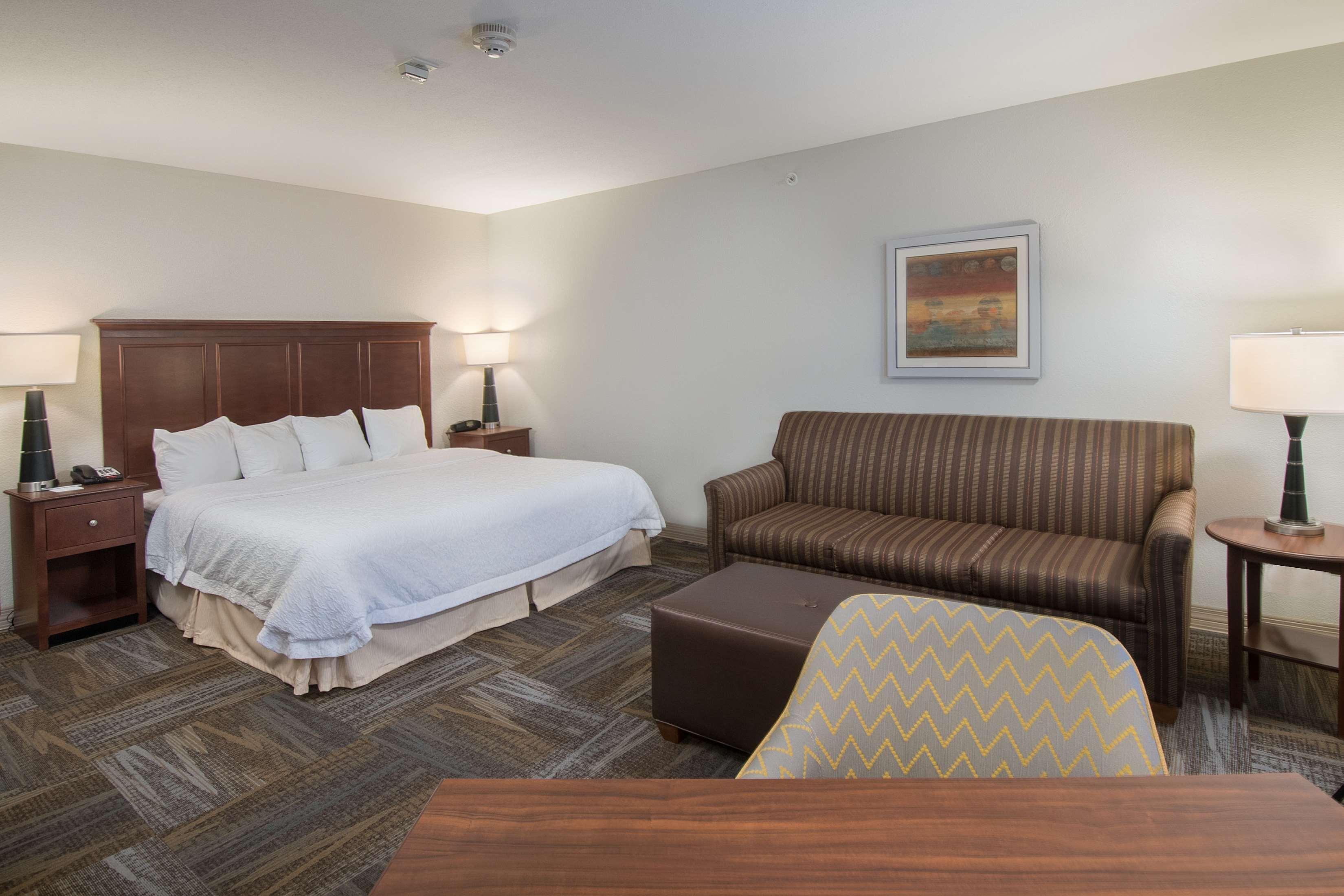 Hampton Inn & Suites Selma-San Antonio/Randolph Afb Exterior photo