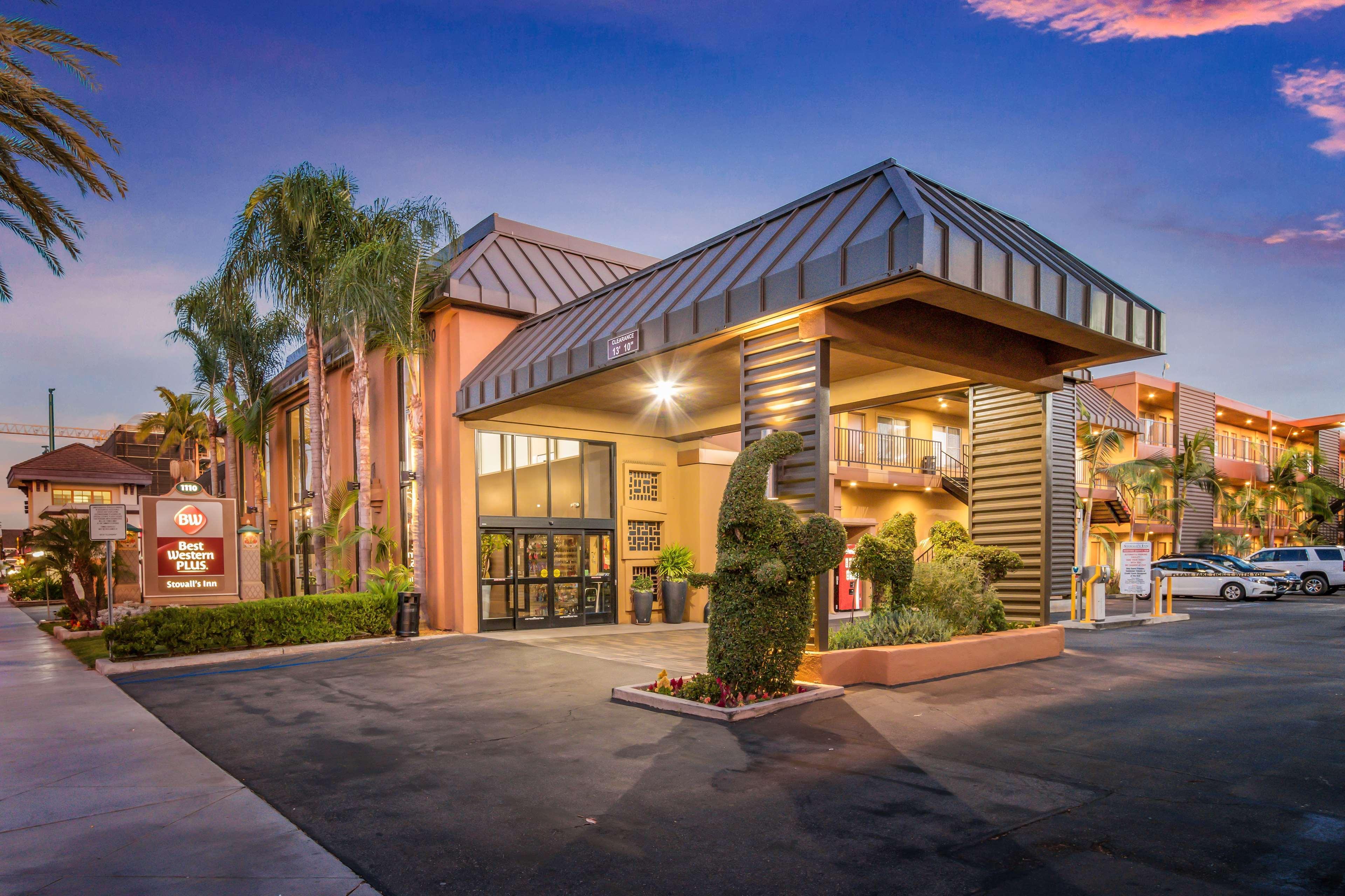 Best Western Plus Stovall'S Inn Anaheim Exterior photo