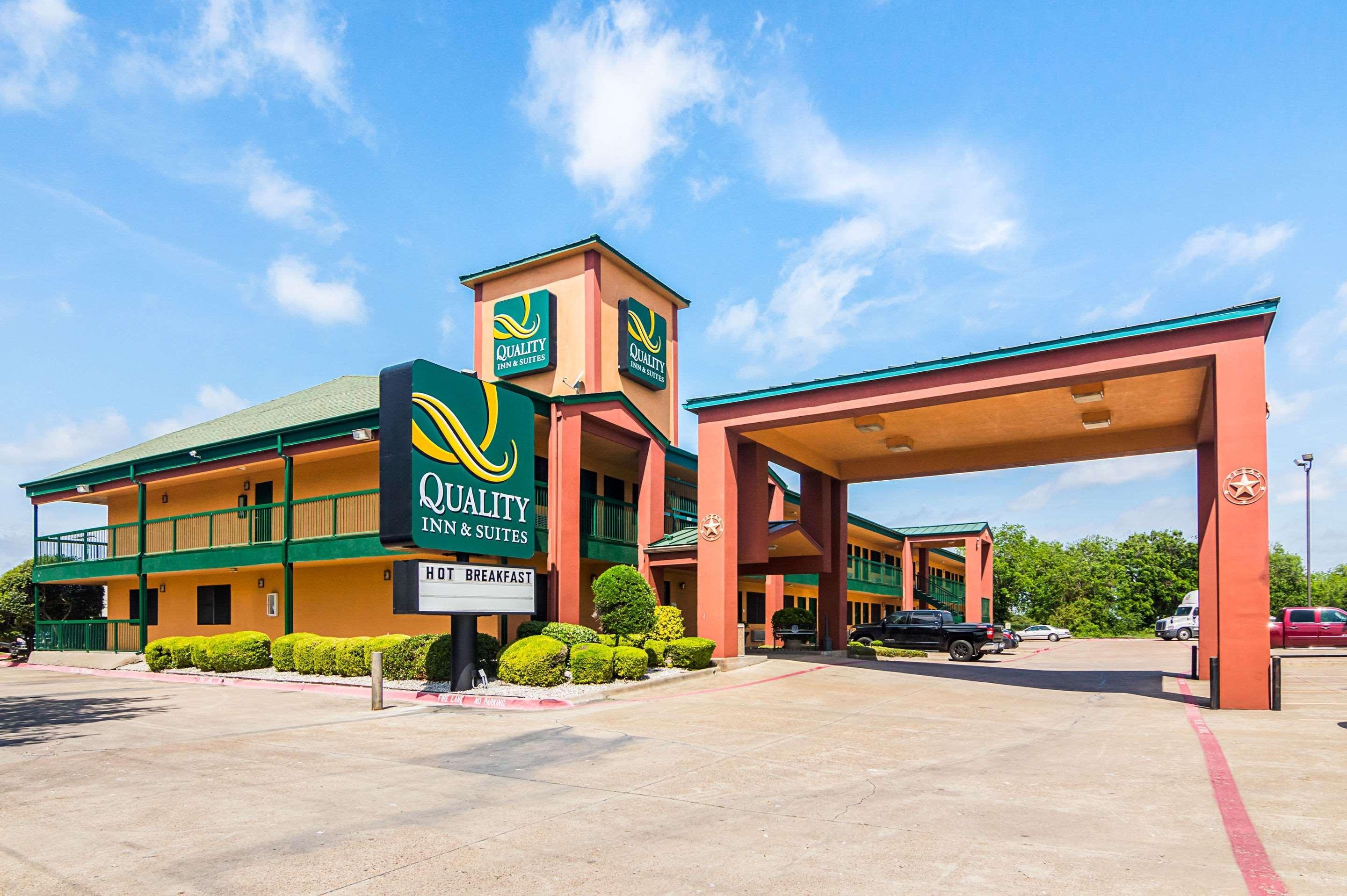 Quality Inn & Suites - Garland Exterior photo