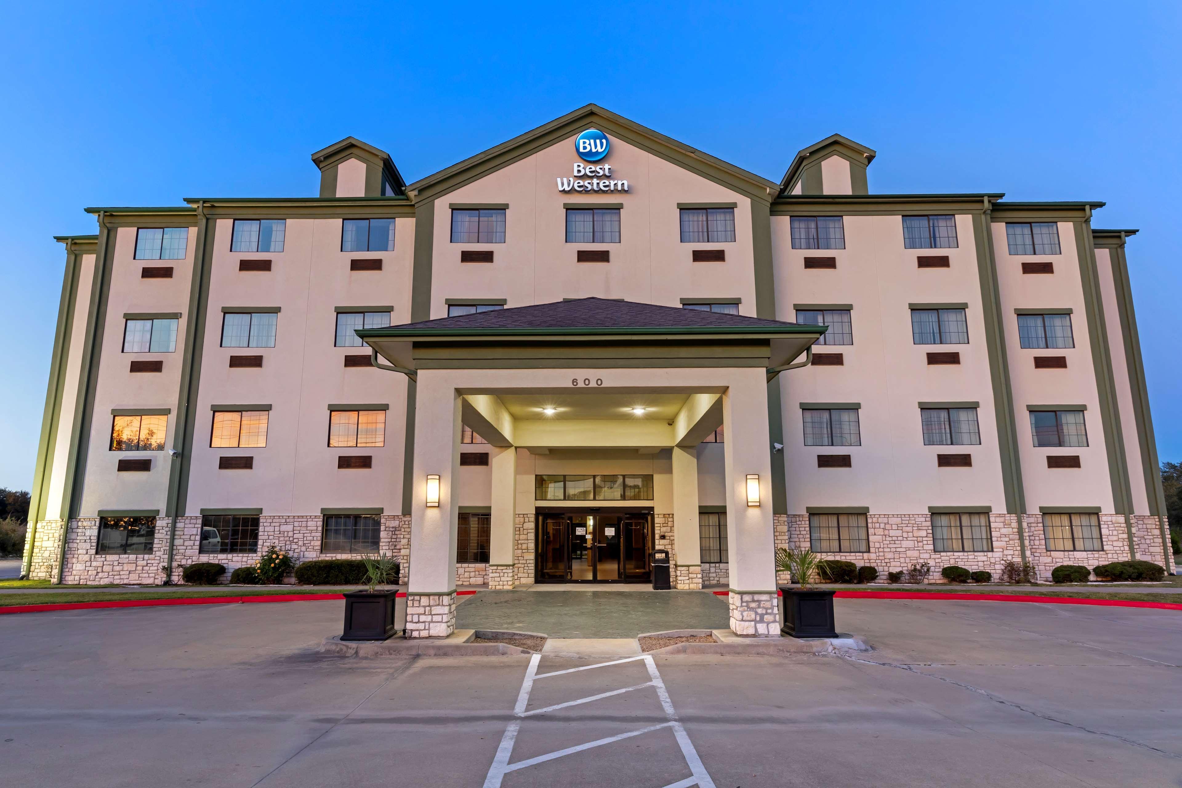 Best Western La Grange Inn And Suites Exterior photo