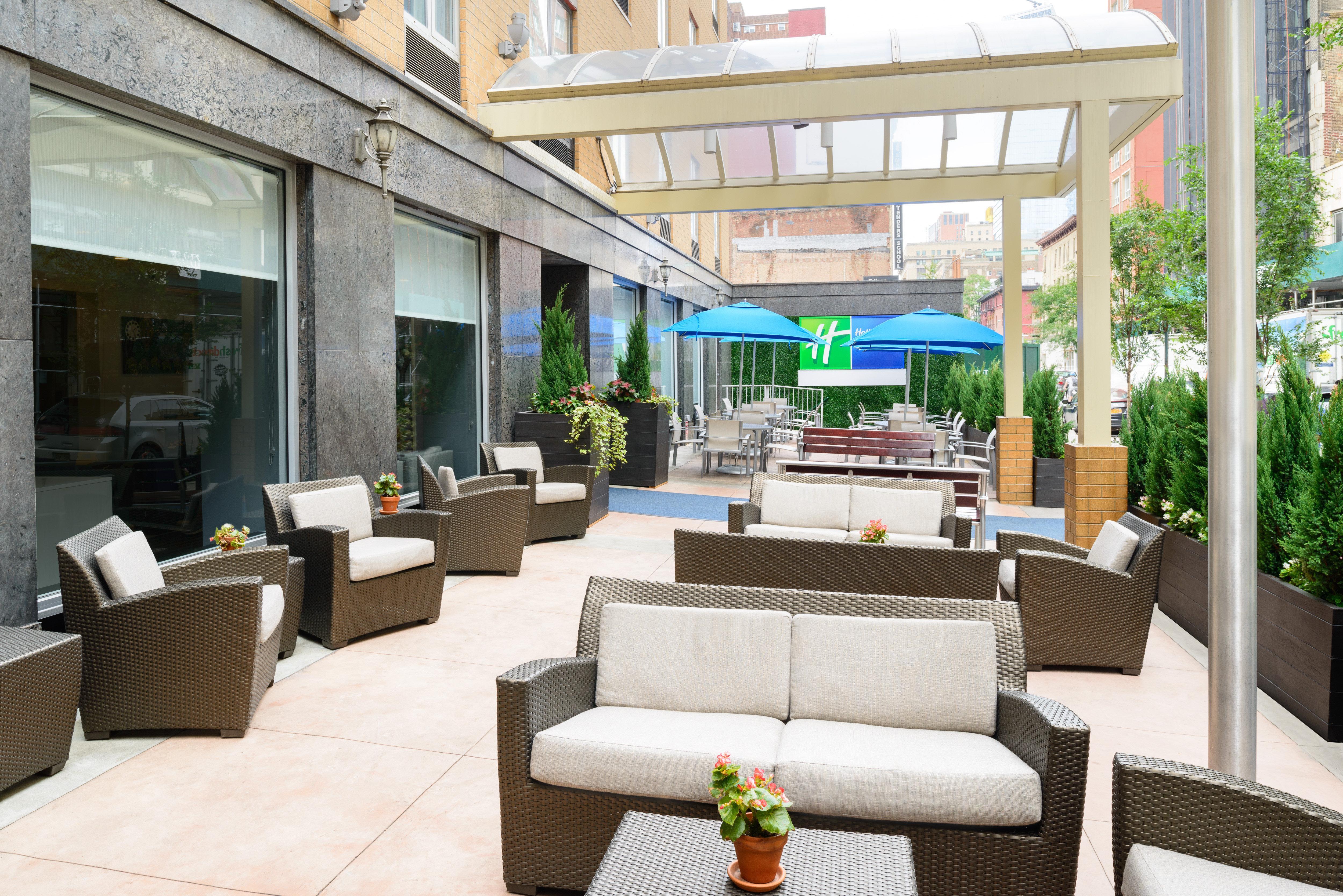 Holiday Inn Express New York City Chelsea, An Ihg Hotel Exterior photo