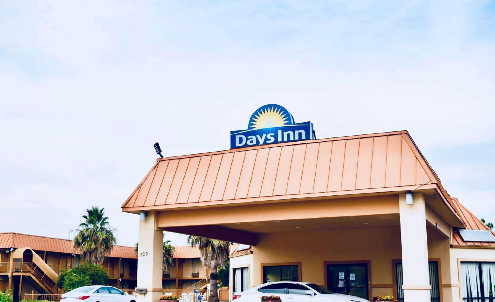 Days Inn By Wyndham Burleson Ft. Worth Exterior photo