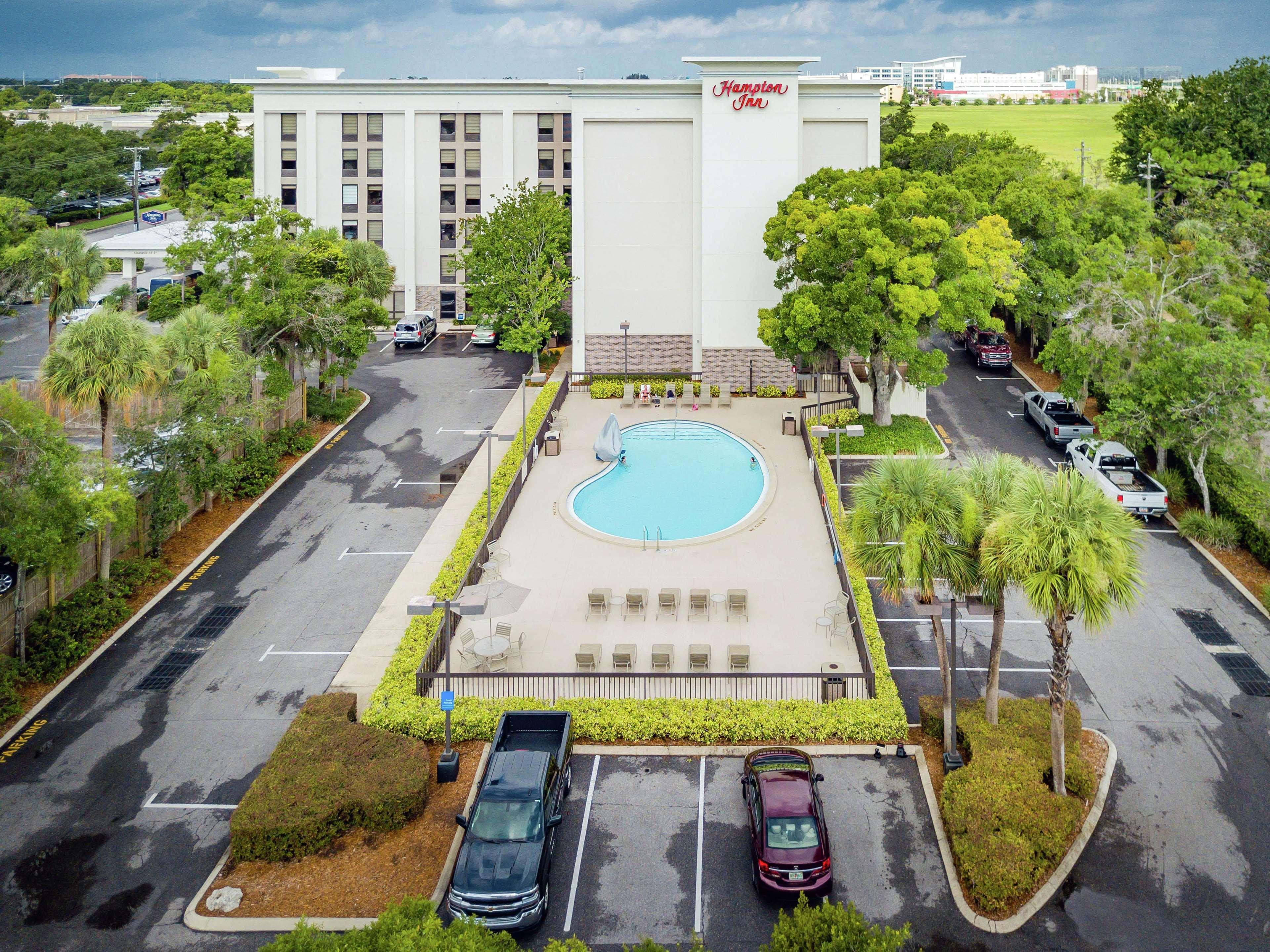 Hampton Inn Tampa International Airport/Westshore Exterior photo