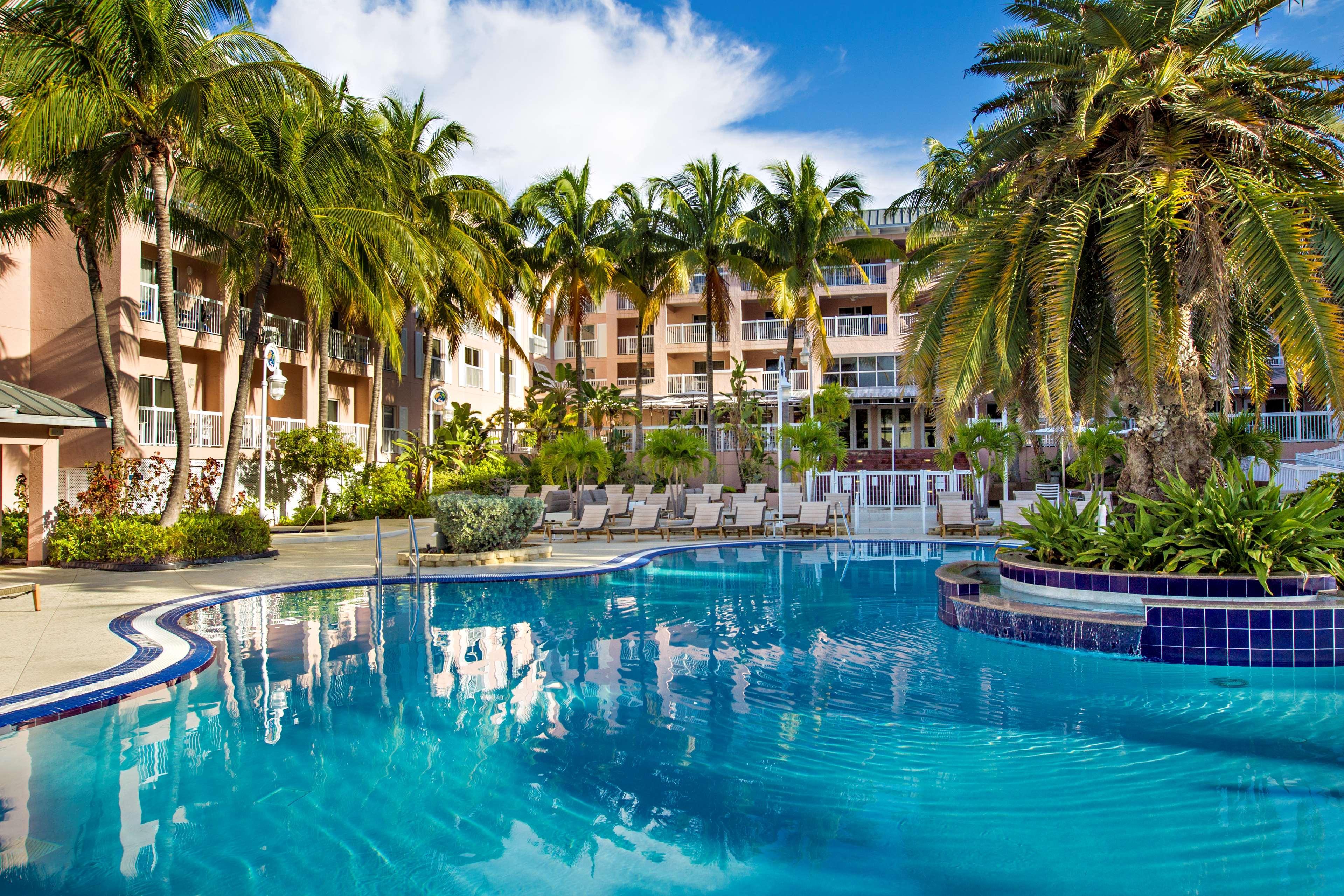 Doubletree By Hilton Grand Key Resort Key West Exterior photo