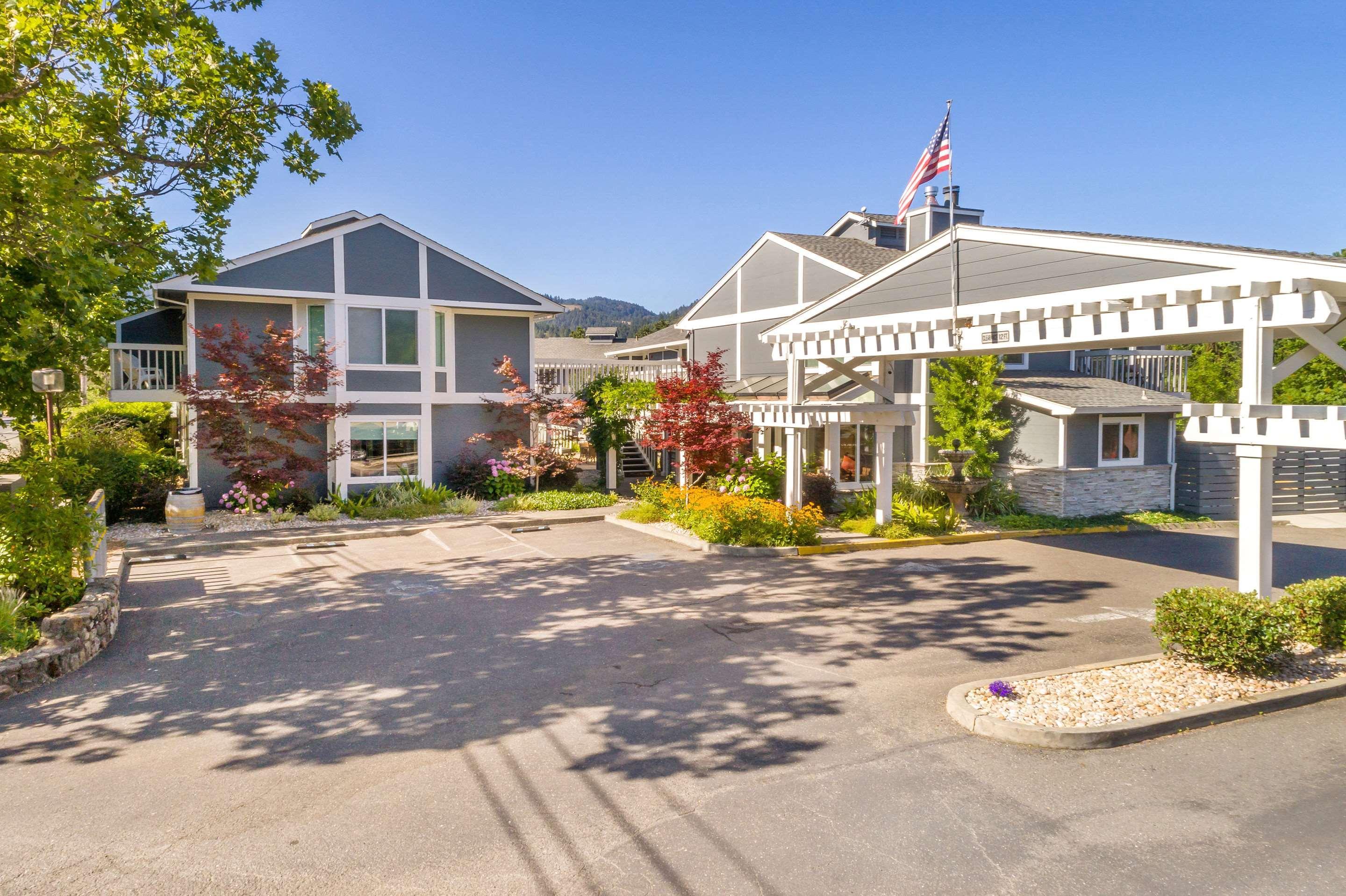 Upvalley Inn & Hot Springs, Ascend Hotel Collection Calistoga Exterior photo