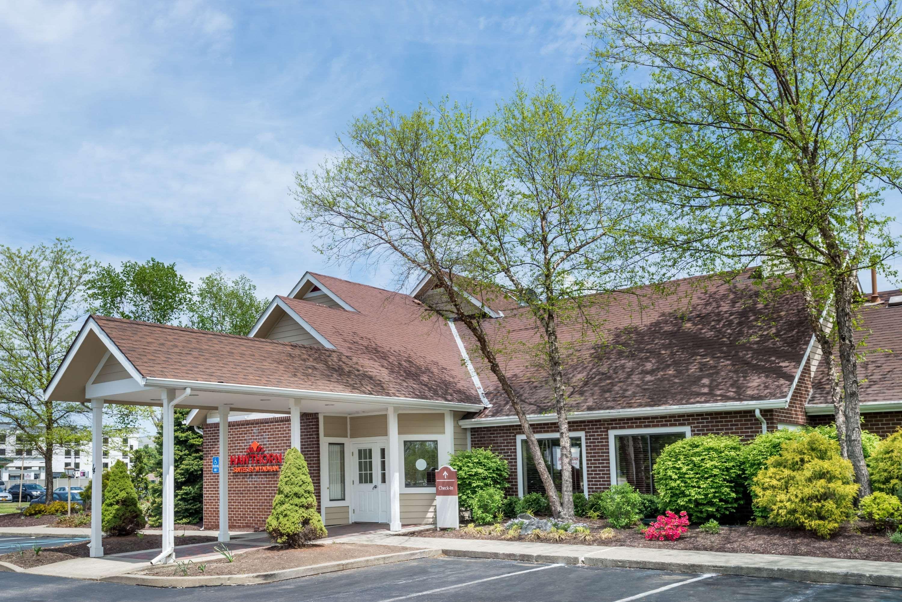 Best Western Fishkill Inn & Suites Exterior photo