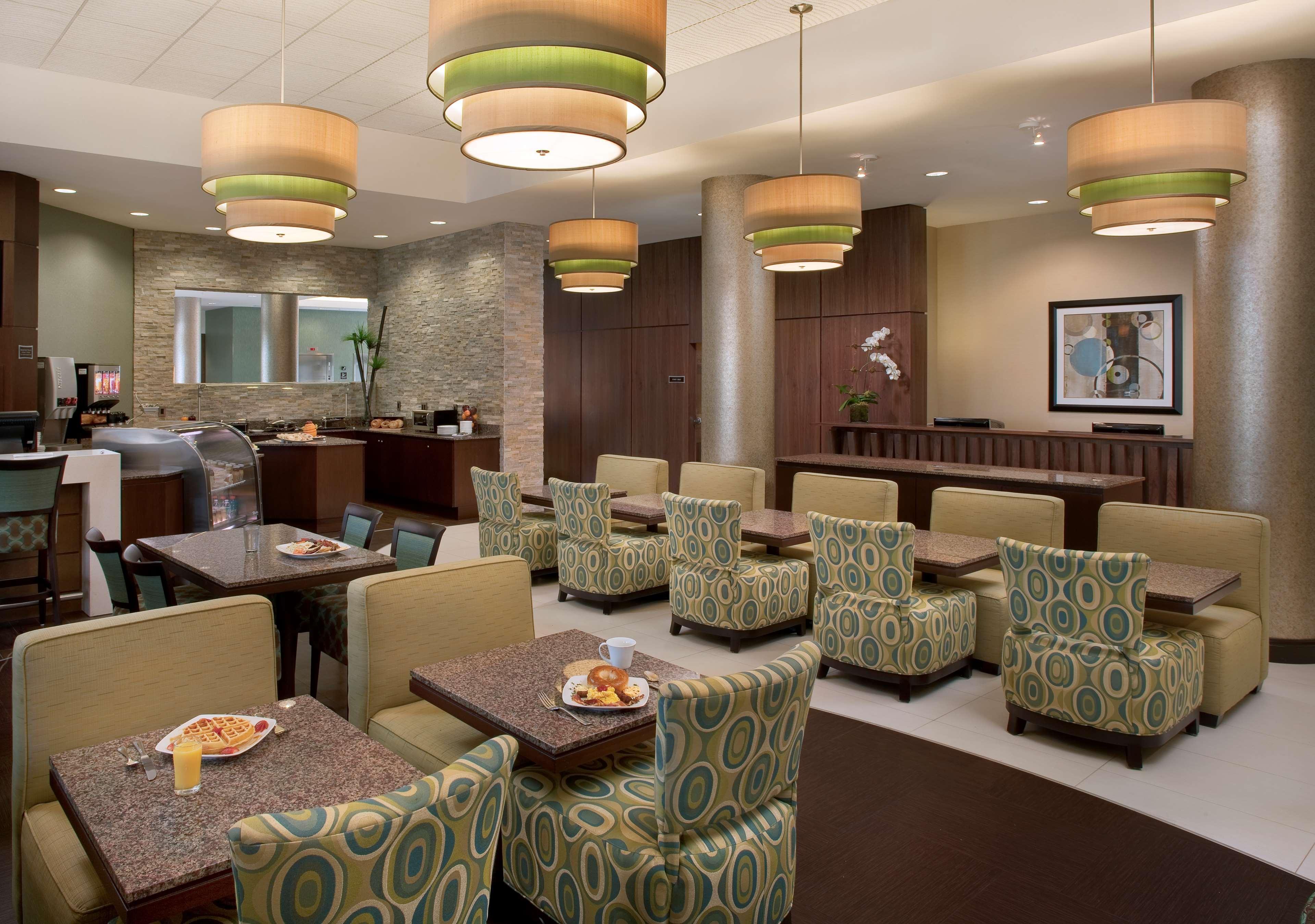 Best Western Premier Miami International Airport Hotel & Suites Coral Gables Restaurant photo