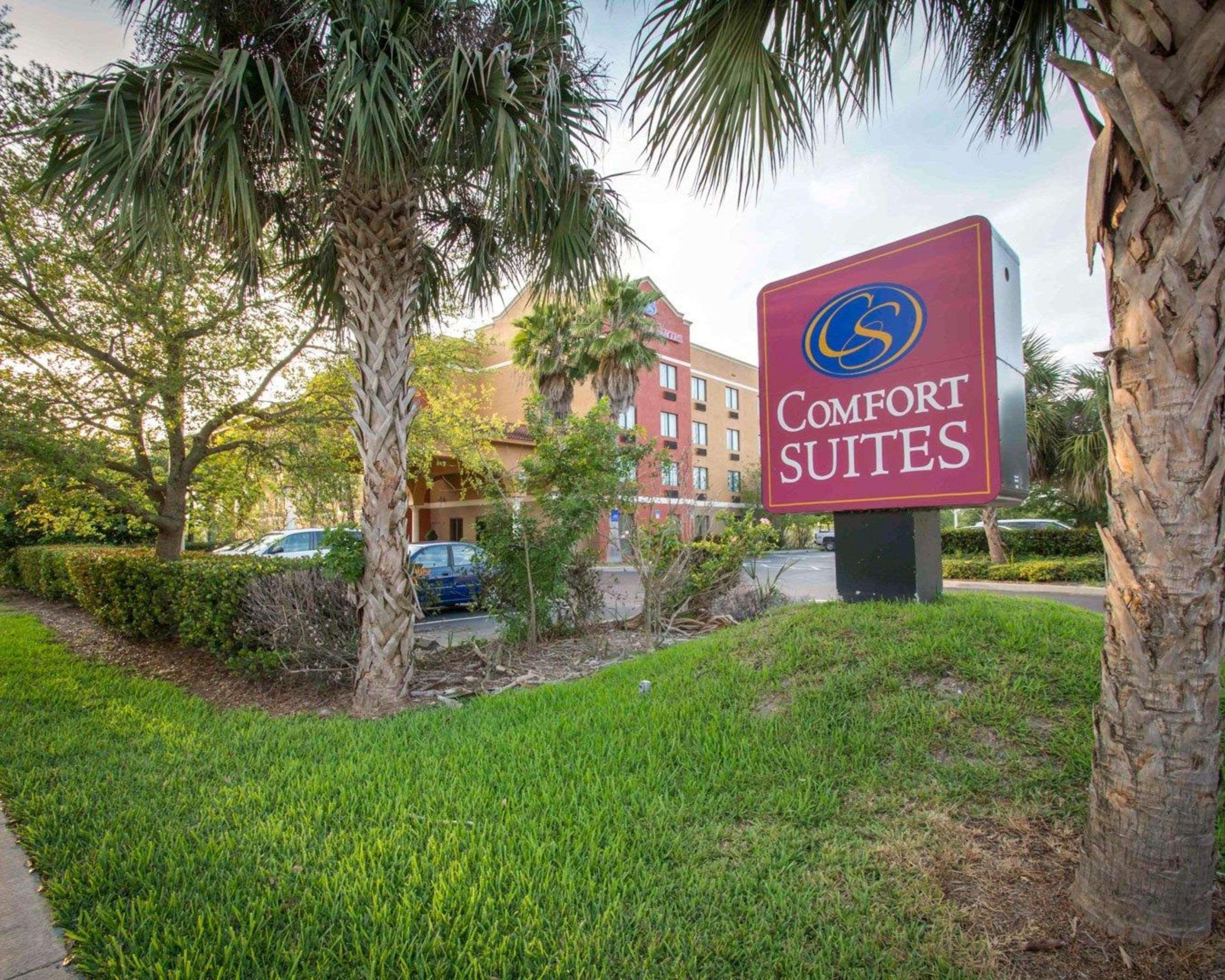 Comfort Suites Fort Pierce I-95 Exterior photo