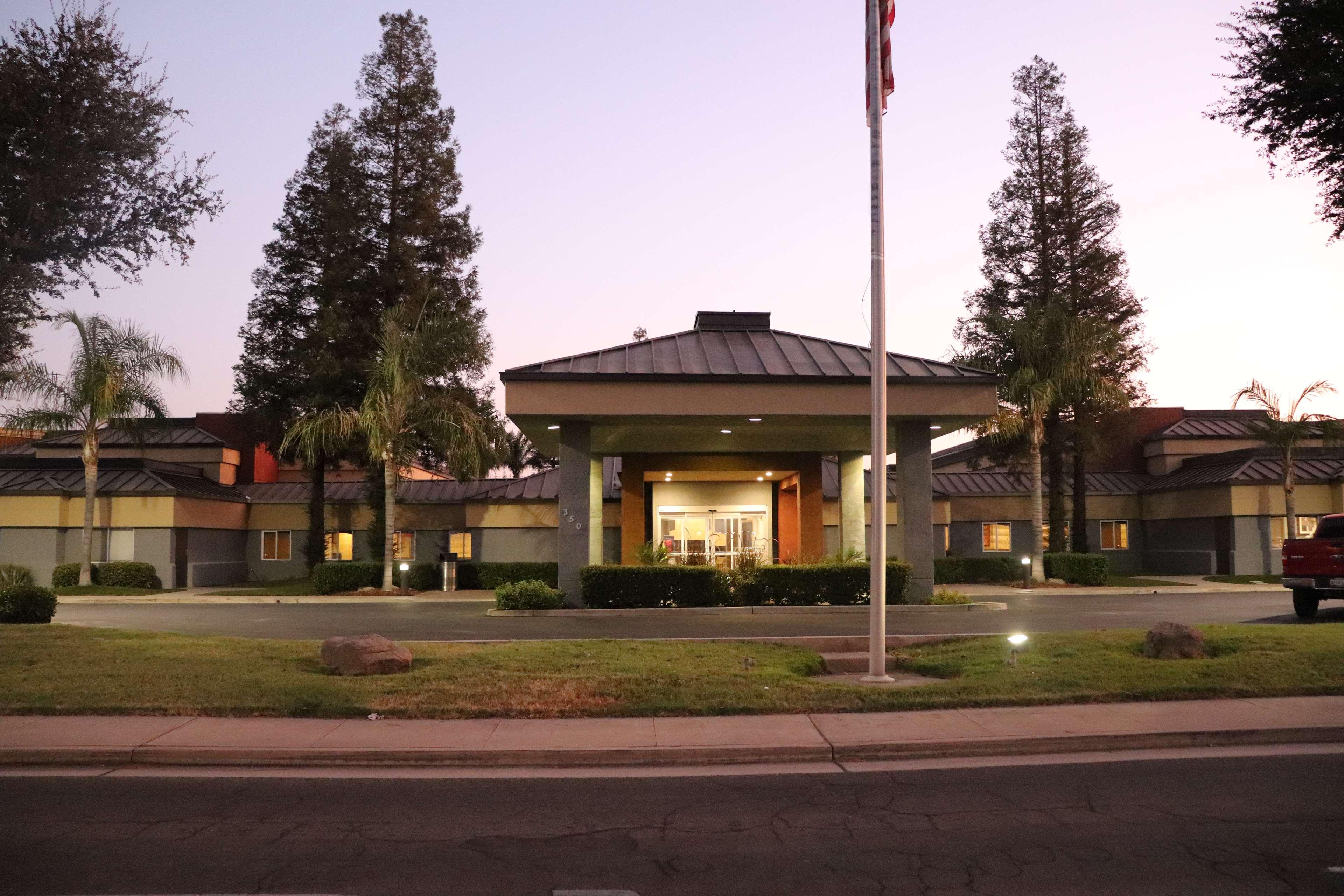 Best Western Porterville Inn Exterior photo