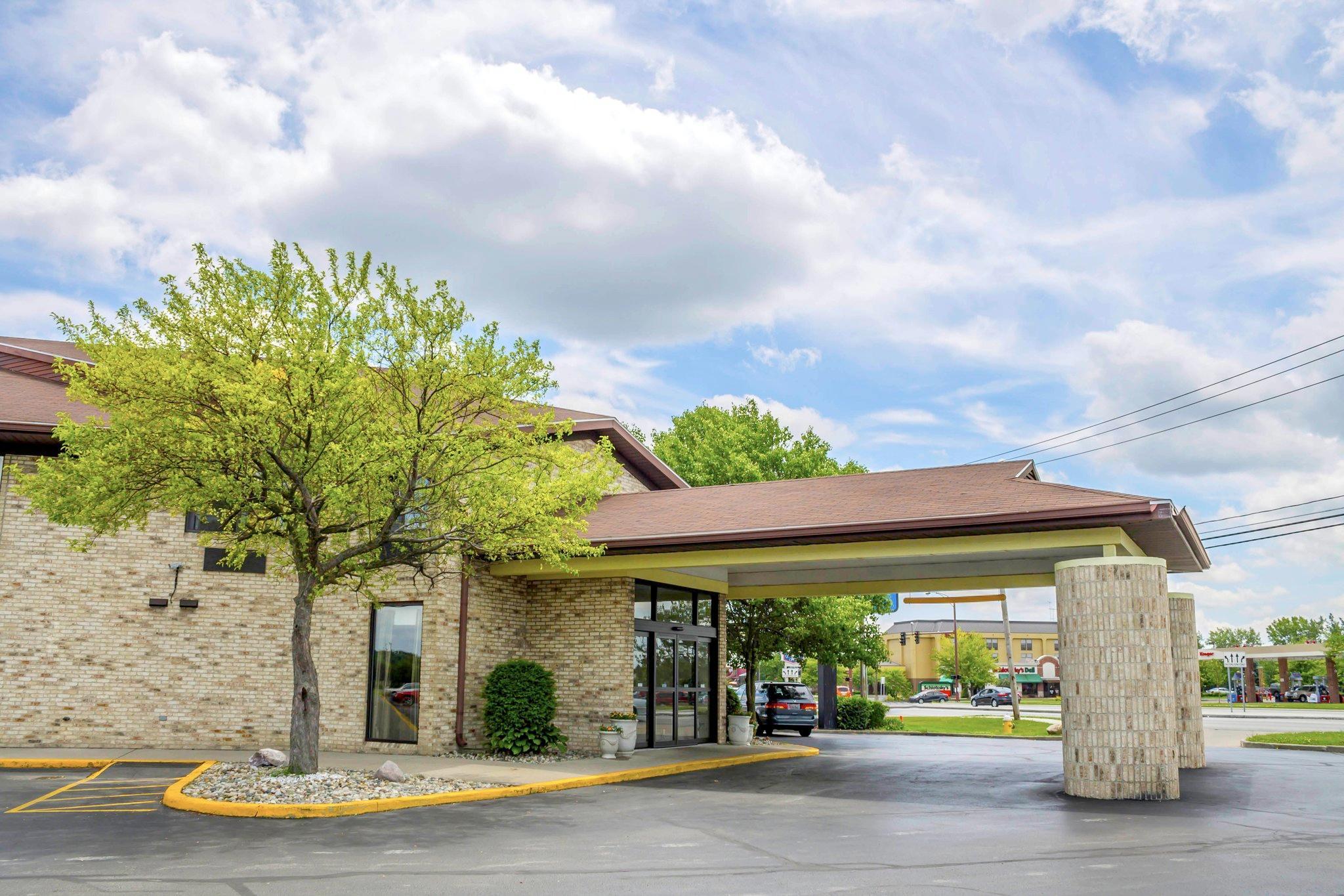 Comfort Inn Maumee - Perrysburg Area Exterior photo