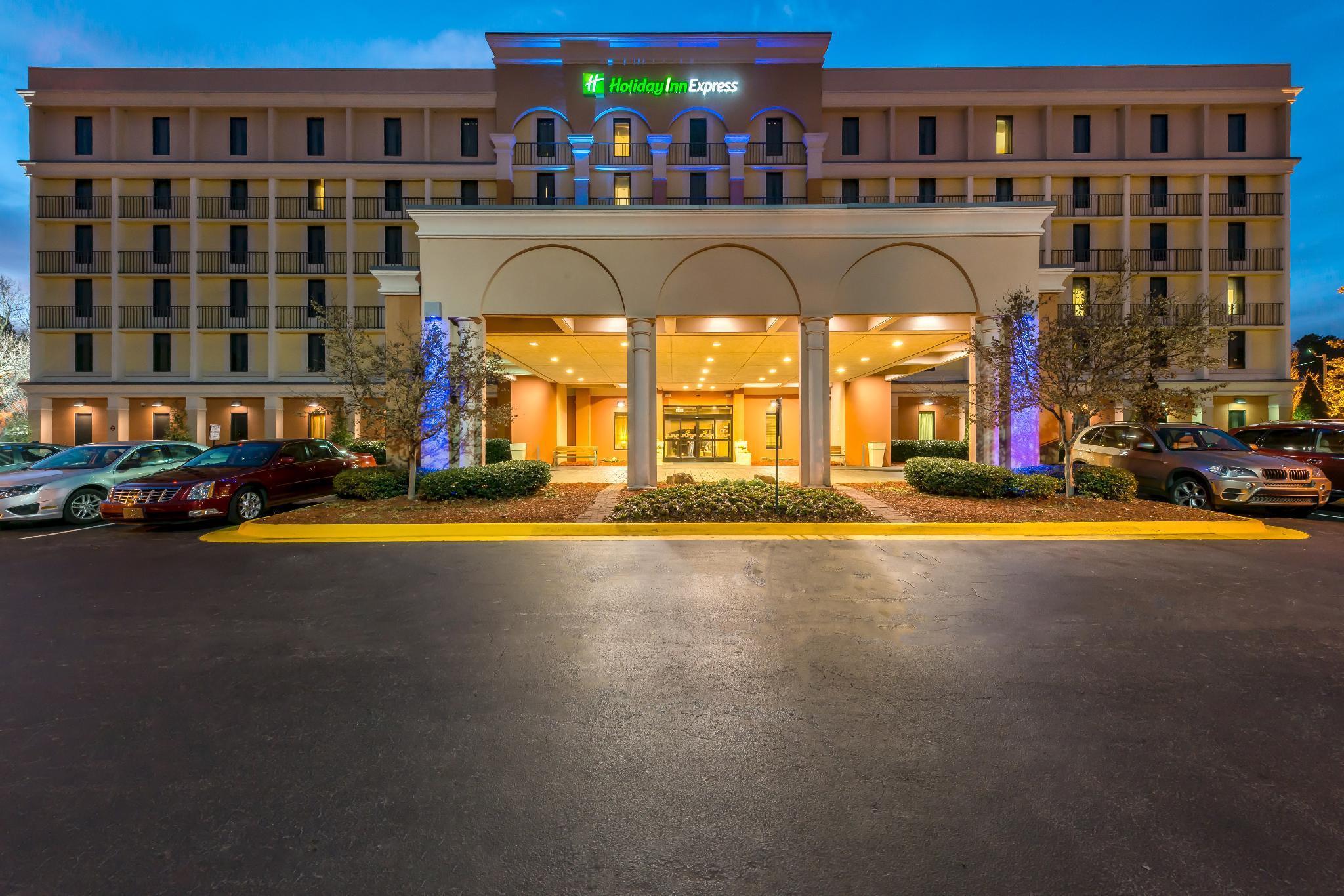 Holiday Inn Express Atlanta Airport-College Park, An Ihg Hotel Exterior photo