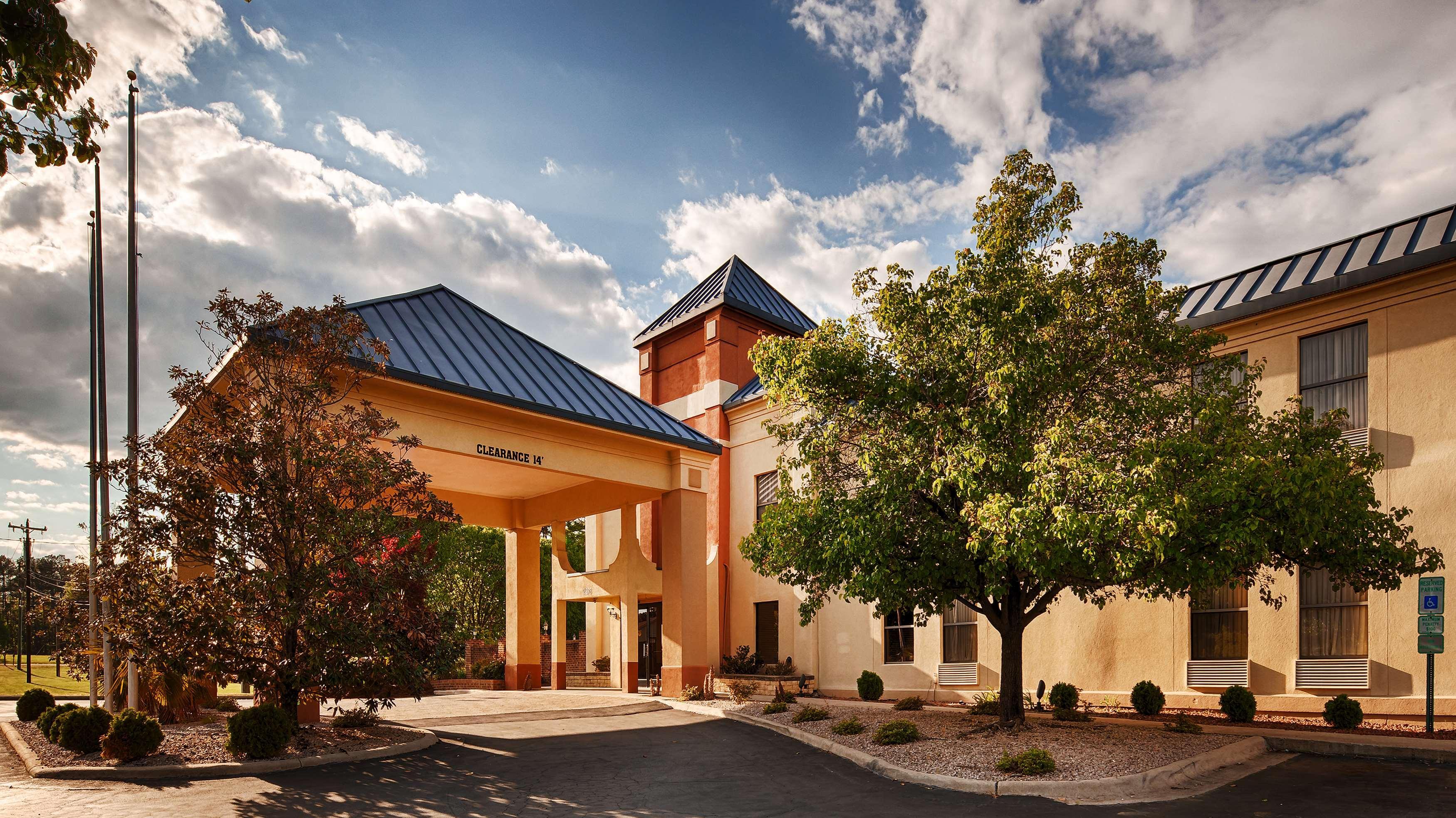 Best Western Butner Creedmoor Inn Exterior photo