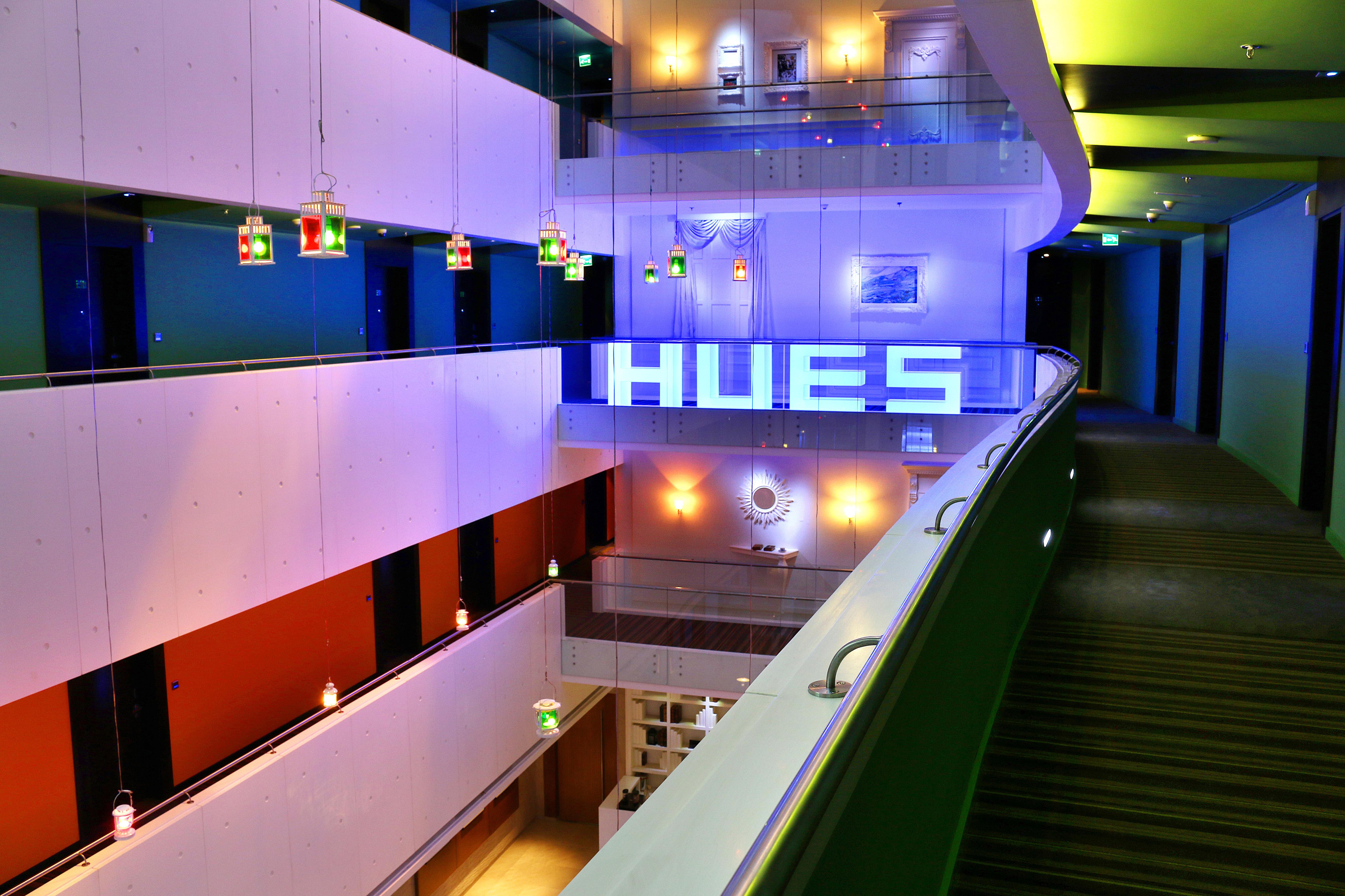 Hues Boutique Hotel Dubai Exterior photo