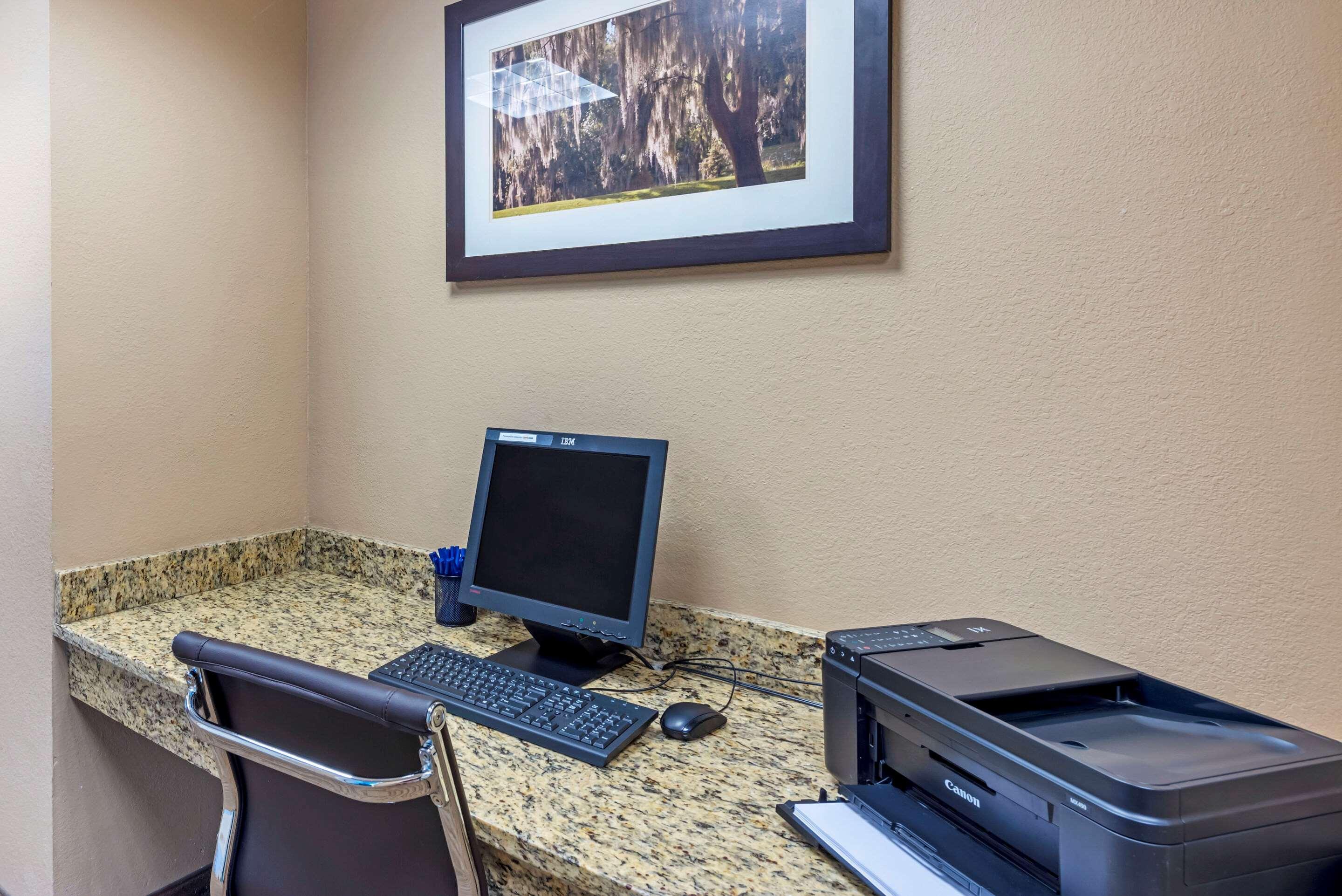 Comfort Inn Elizabeth City Near University Exterior photo