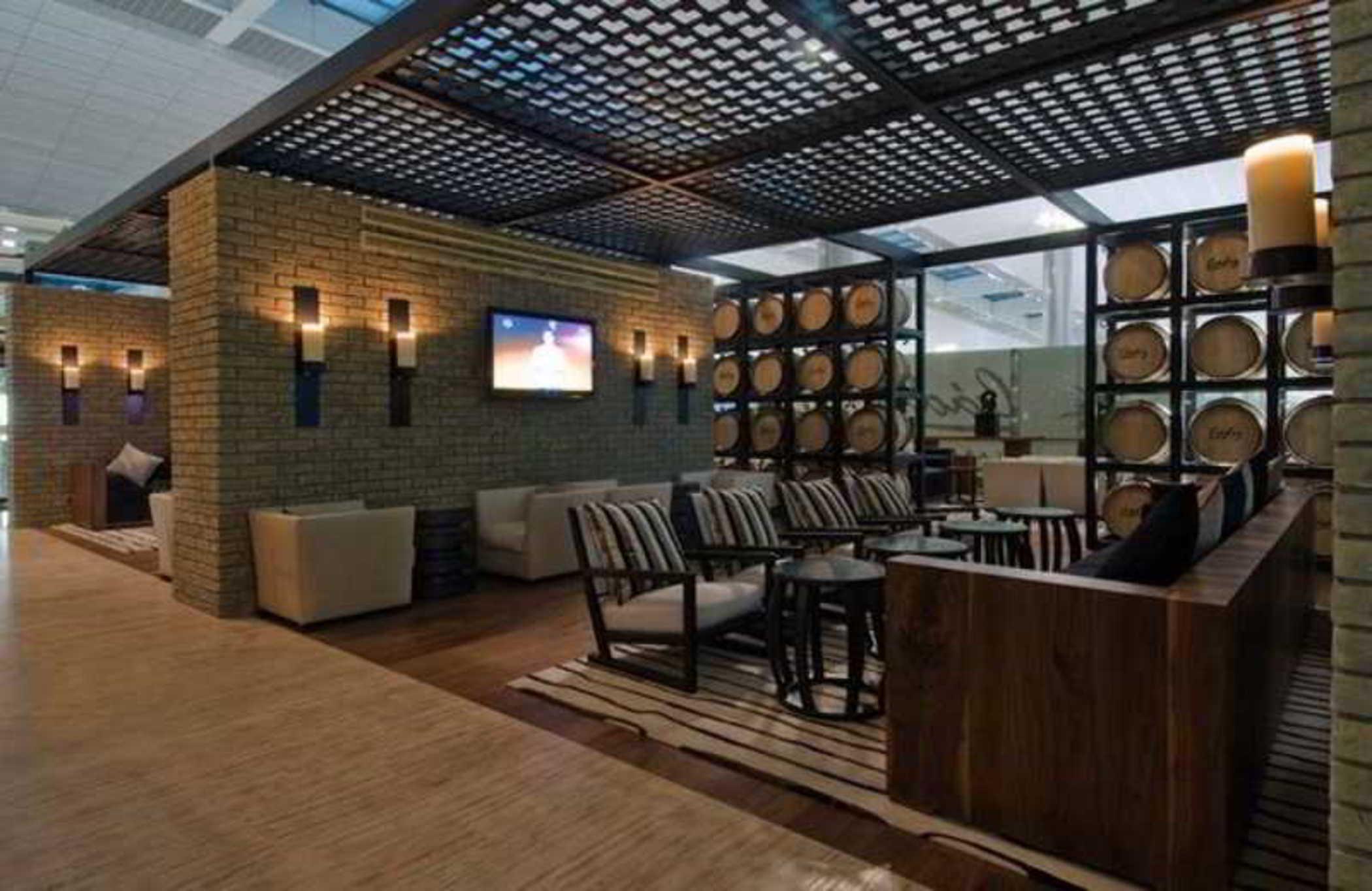 Dubai International Terminal Hotel Restaurant photo