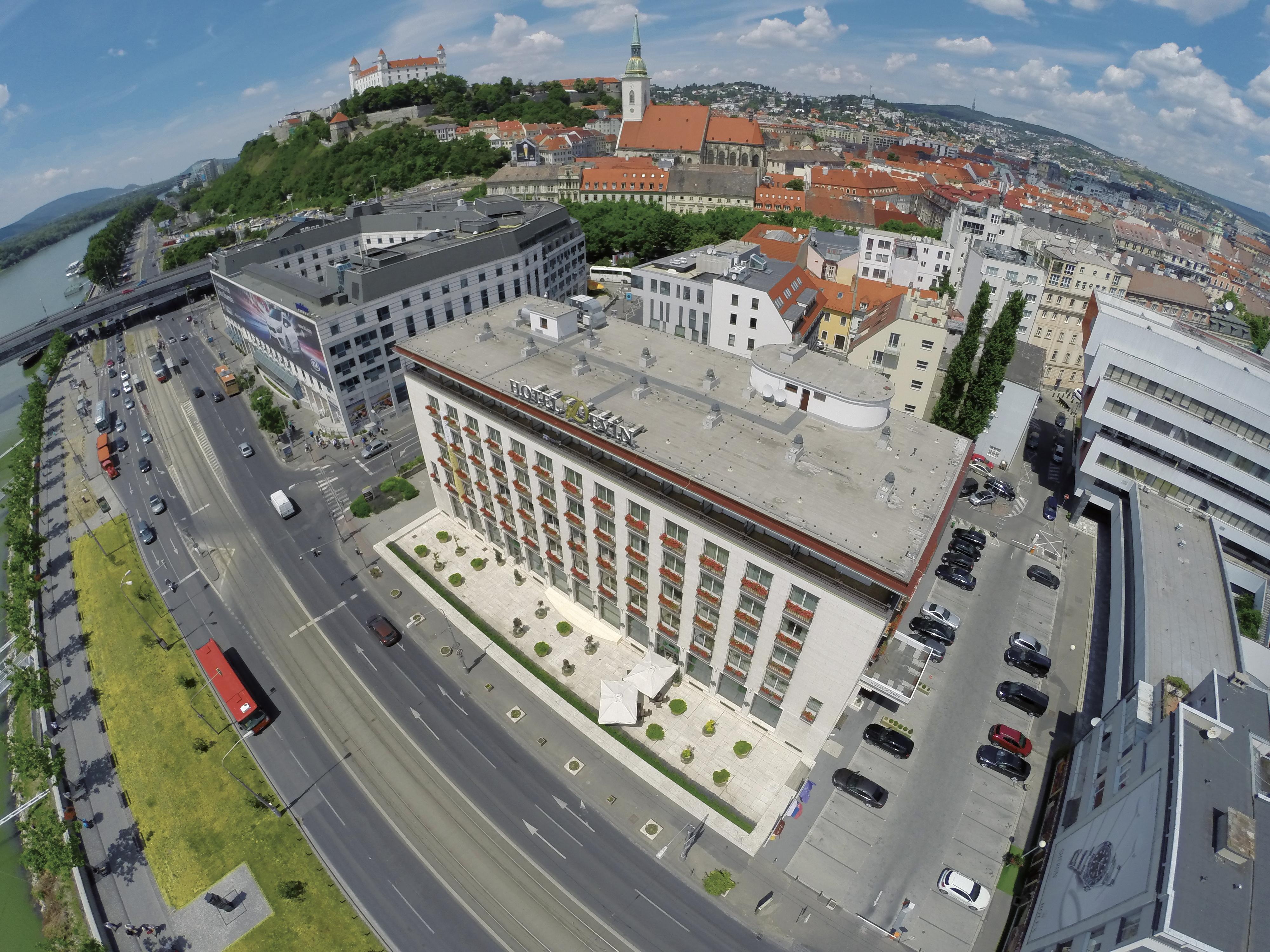Hotel Devin Bratislava Exterior photo