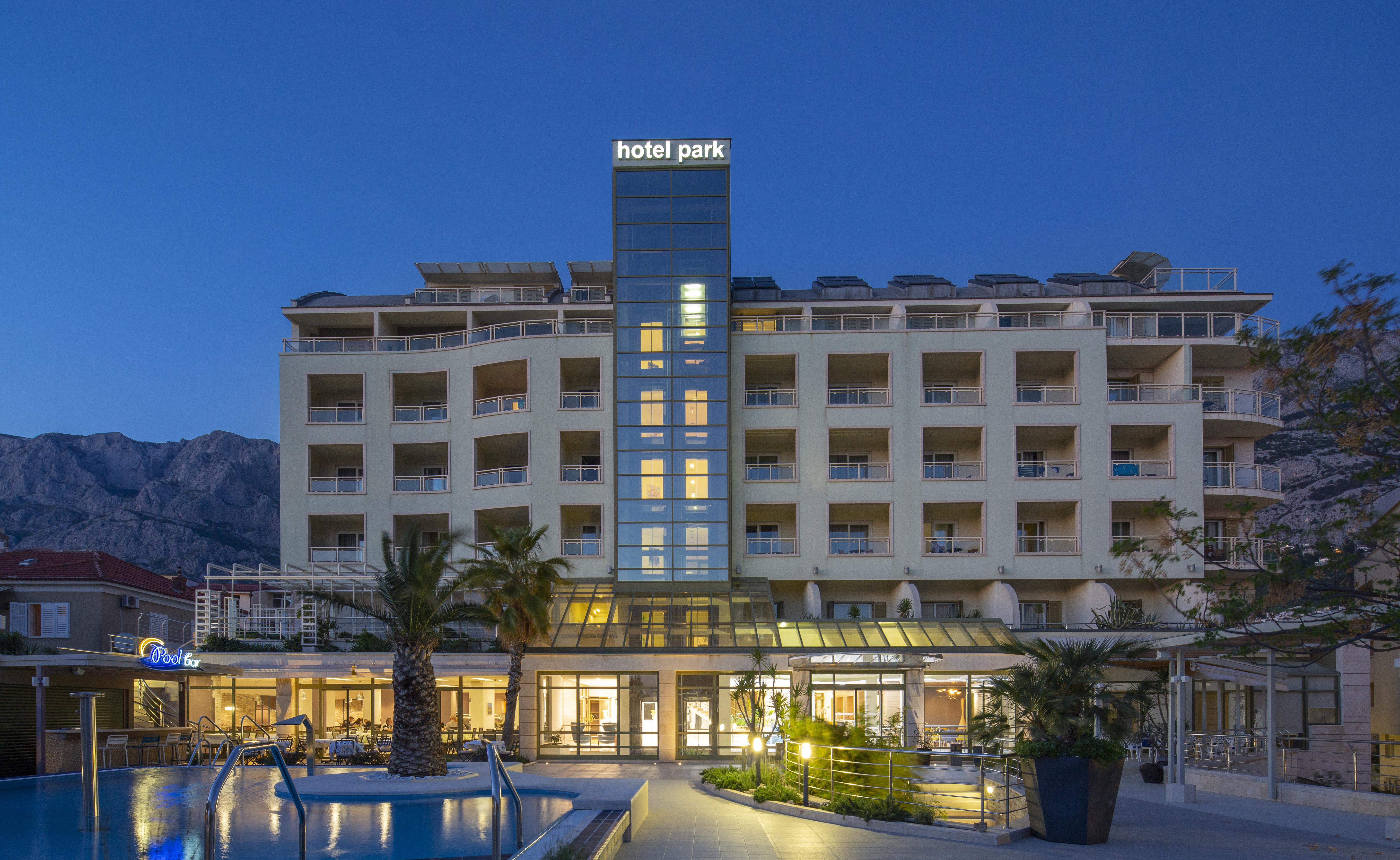 Hotel Park Makarska Exterior photo