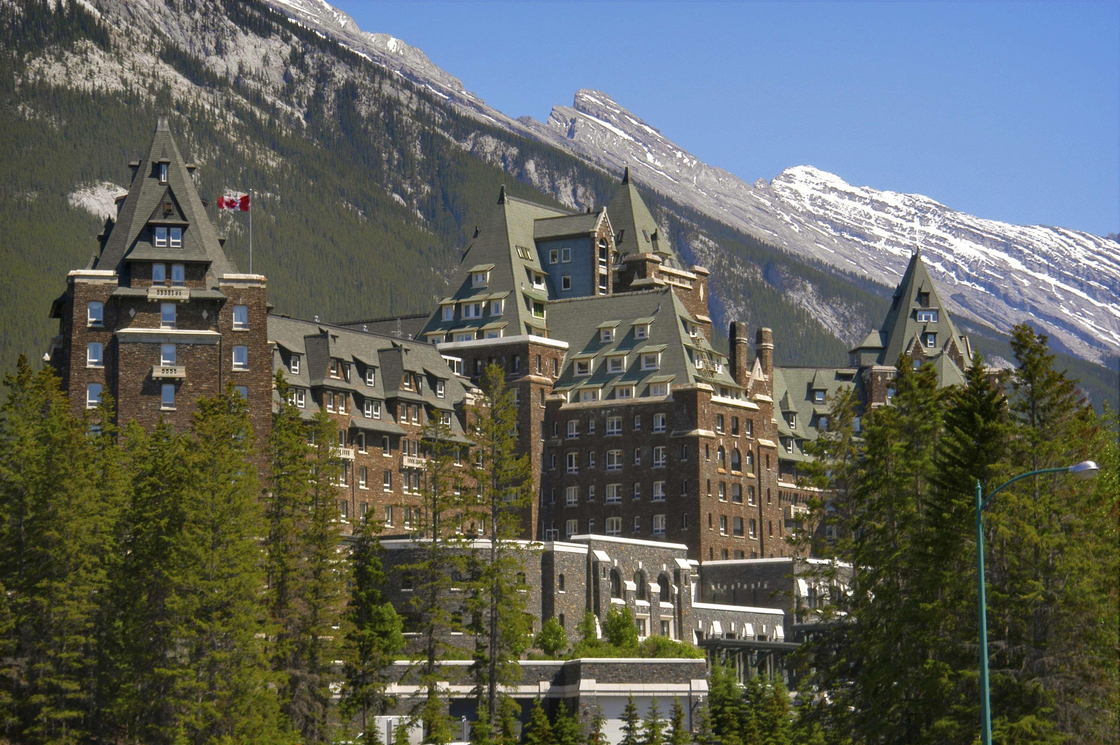 Fairmont Banff Springs Hotel Exterior photo