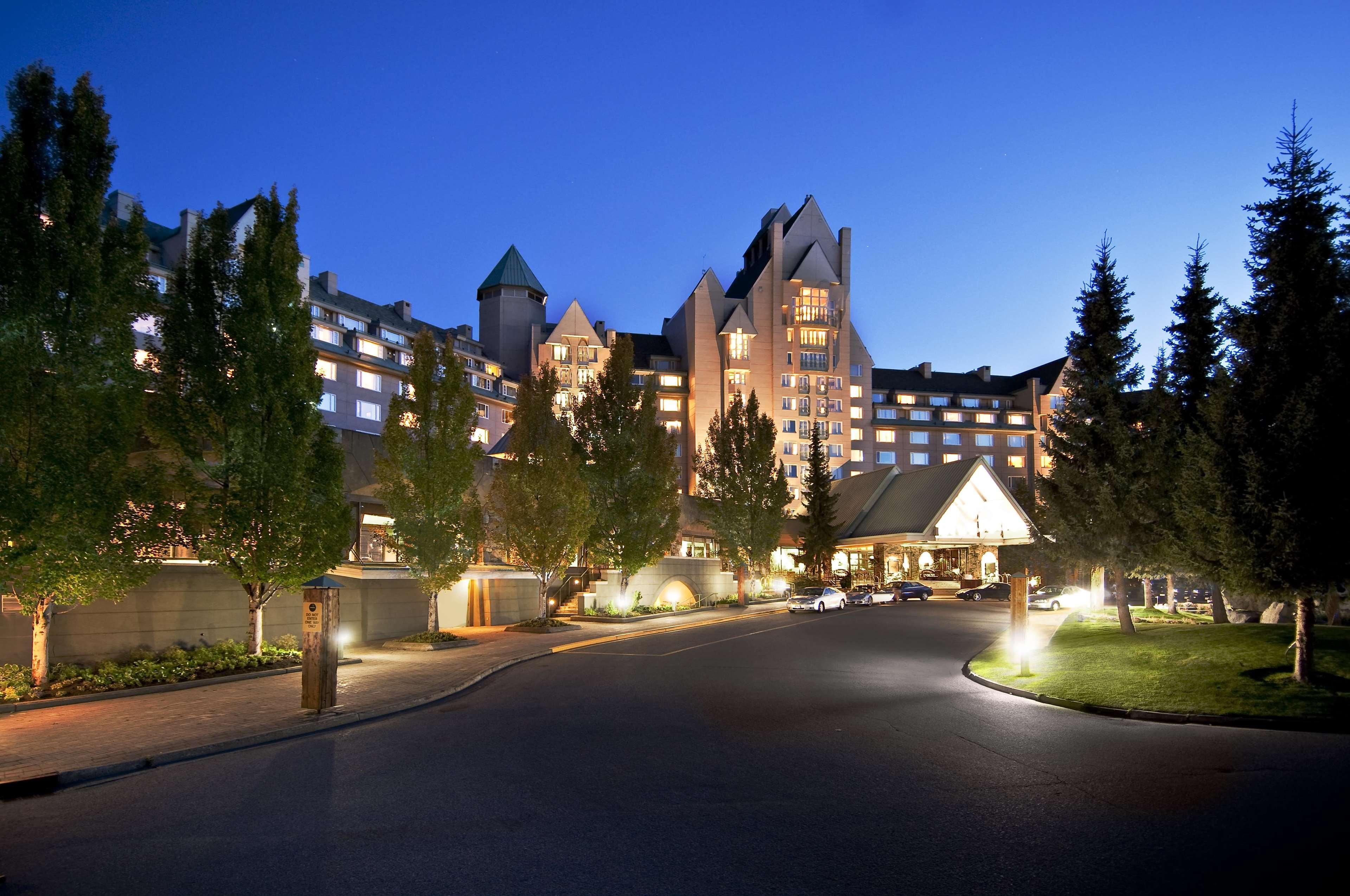 Fairmont Chateau Whistler Exterior photo