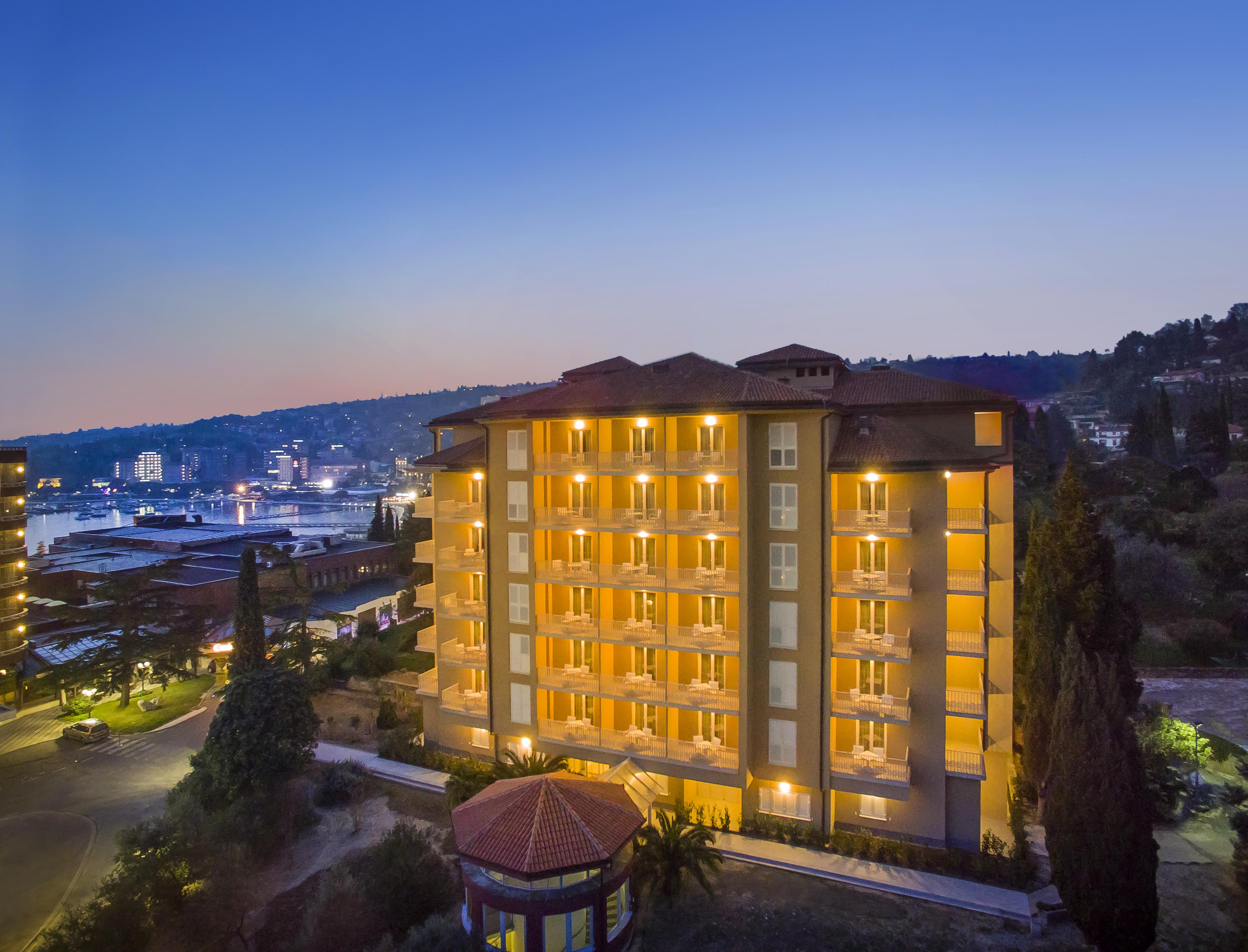 Remisens Hotel Metropol Portoroz Exterior photo