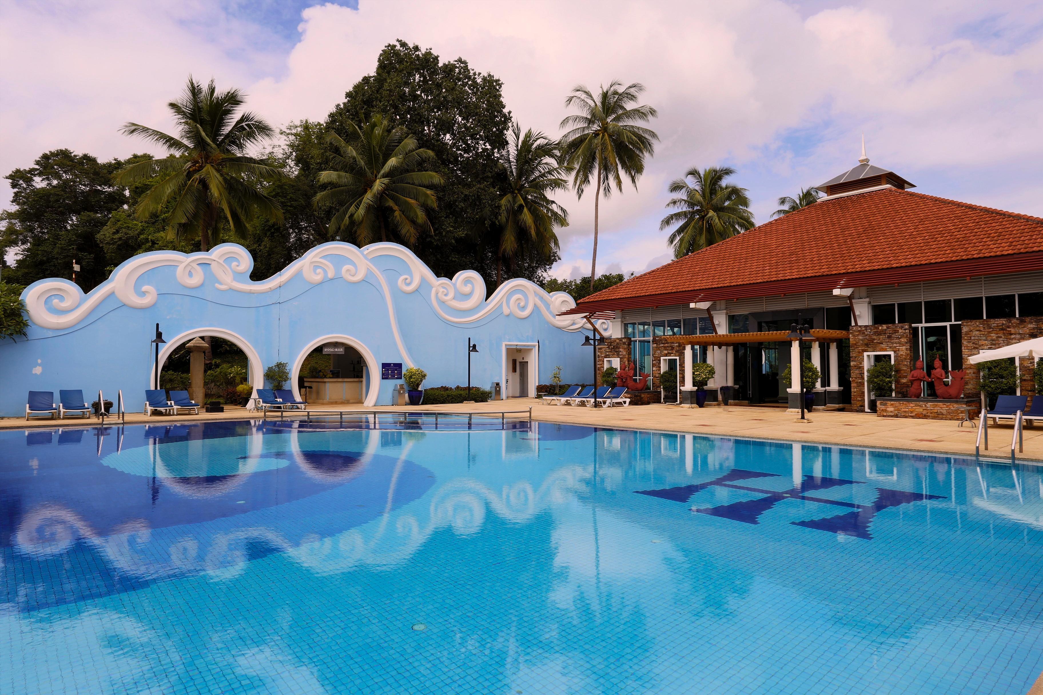 Independence Hotel Resort & Spa Sihanoukville Exterior photo