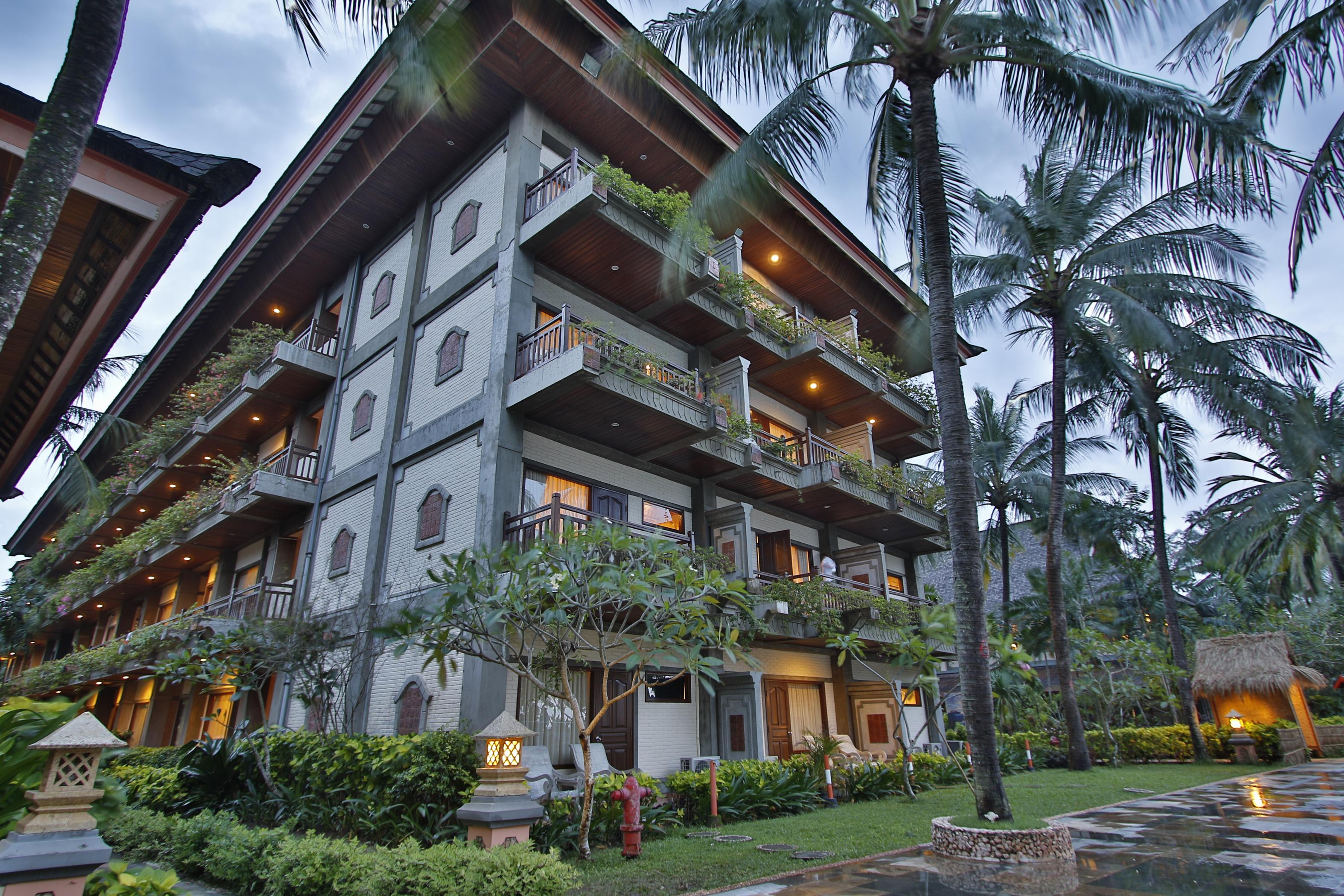 Jayakarta Hotel Lombok Senggigi Exterior photo