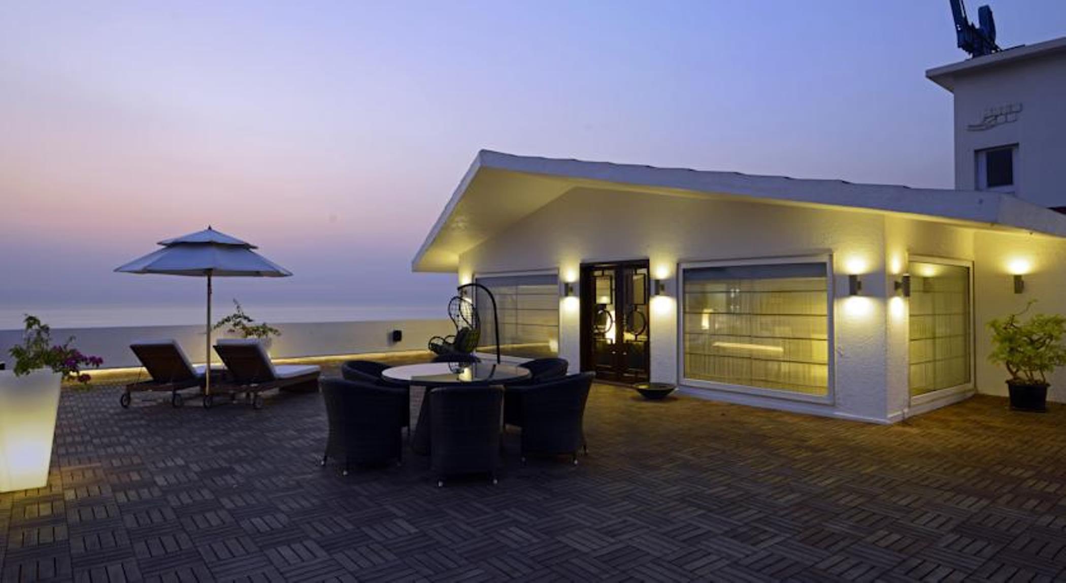 Sun-N-Sand Mumbai Juhu Beach Exterior photo