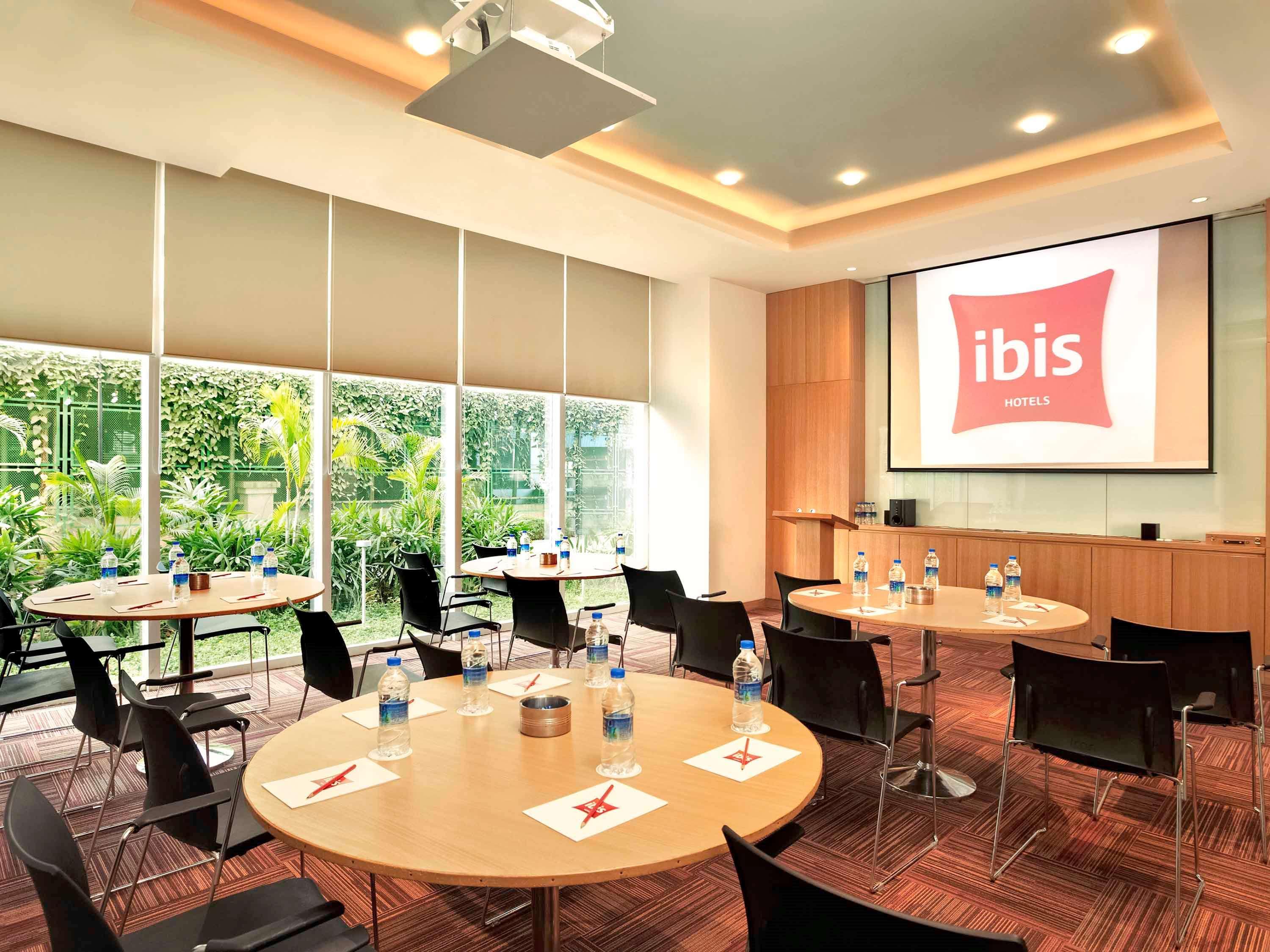 Ibis Navi Mumbai - An Accor Brand Hotel Exterior photo