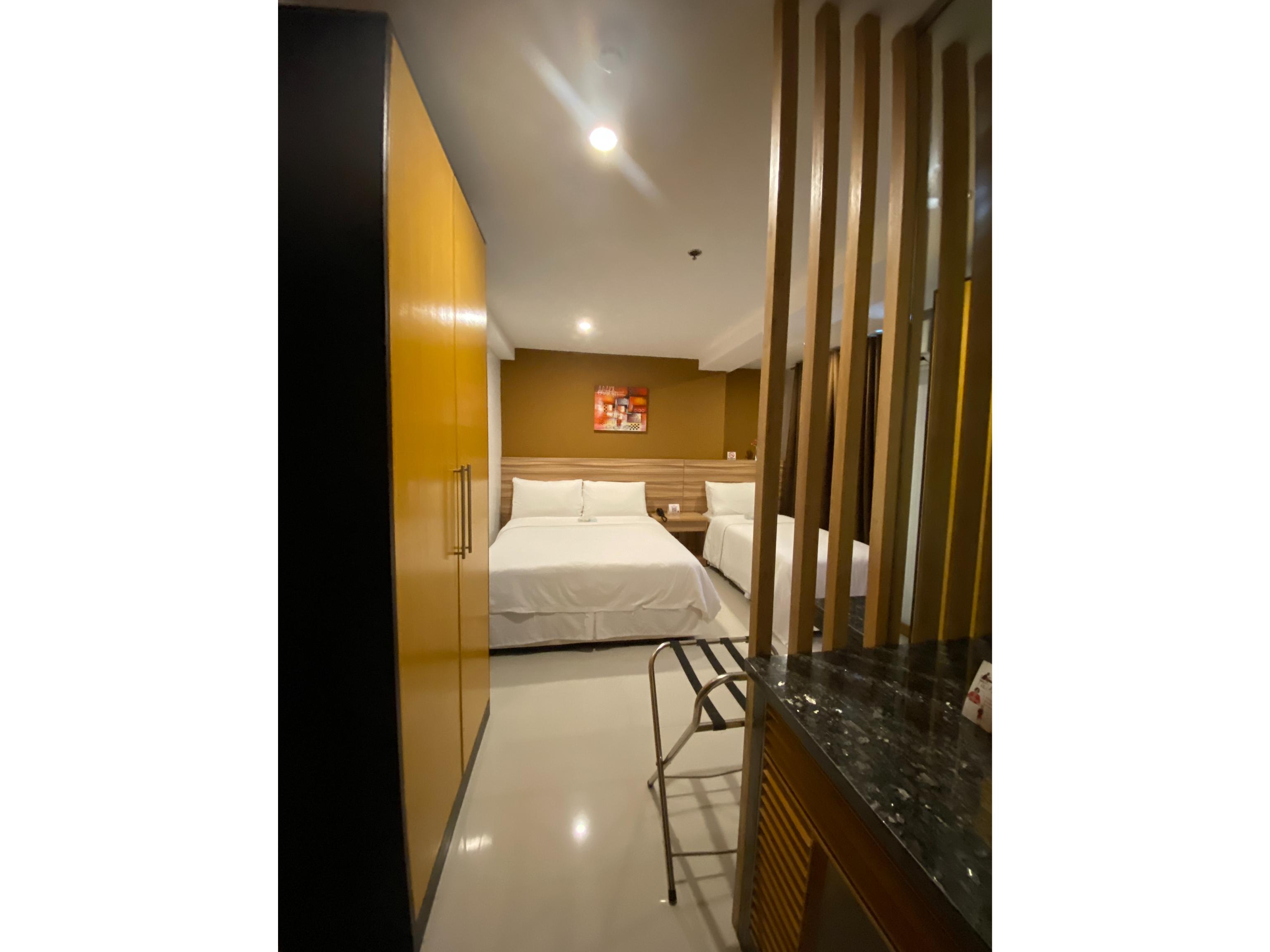 Guijo Suites Makati - Quarantine Hotel Manila Exterior photo