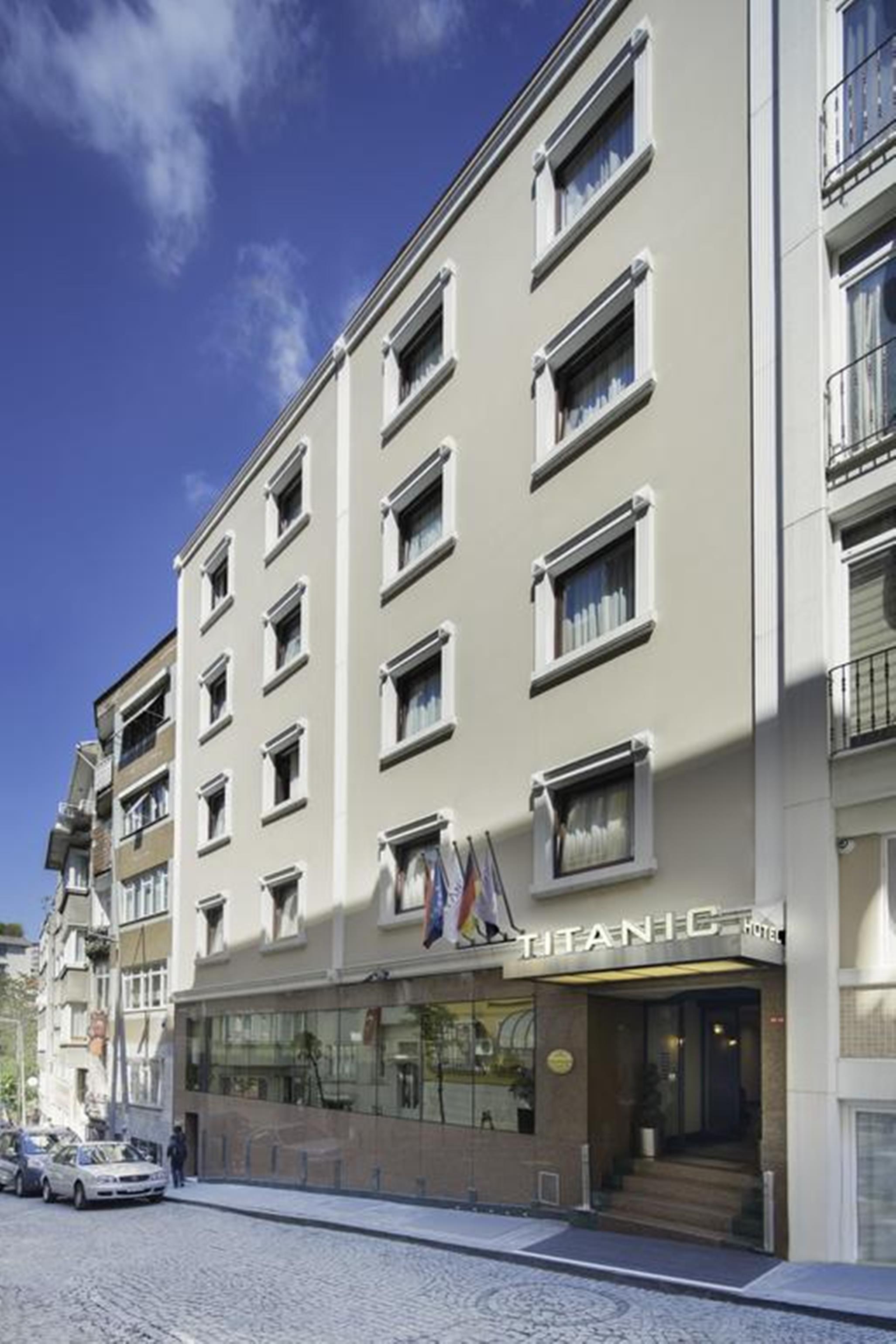 Titanic Comfort Sisli Istanbul Exterior photo