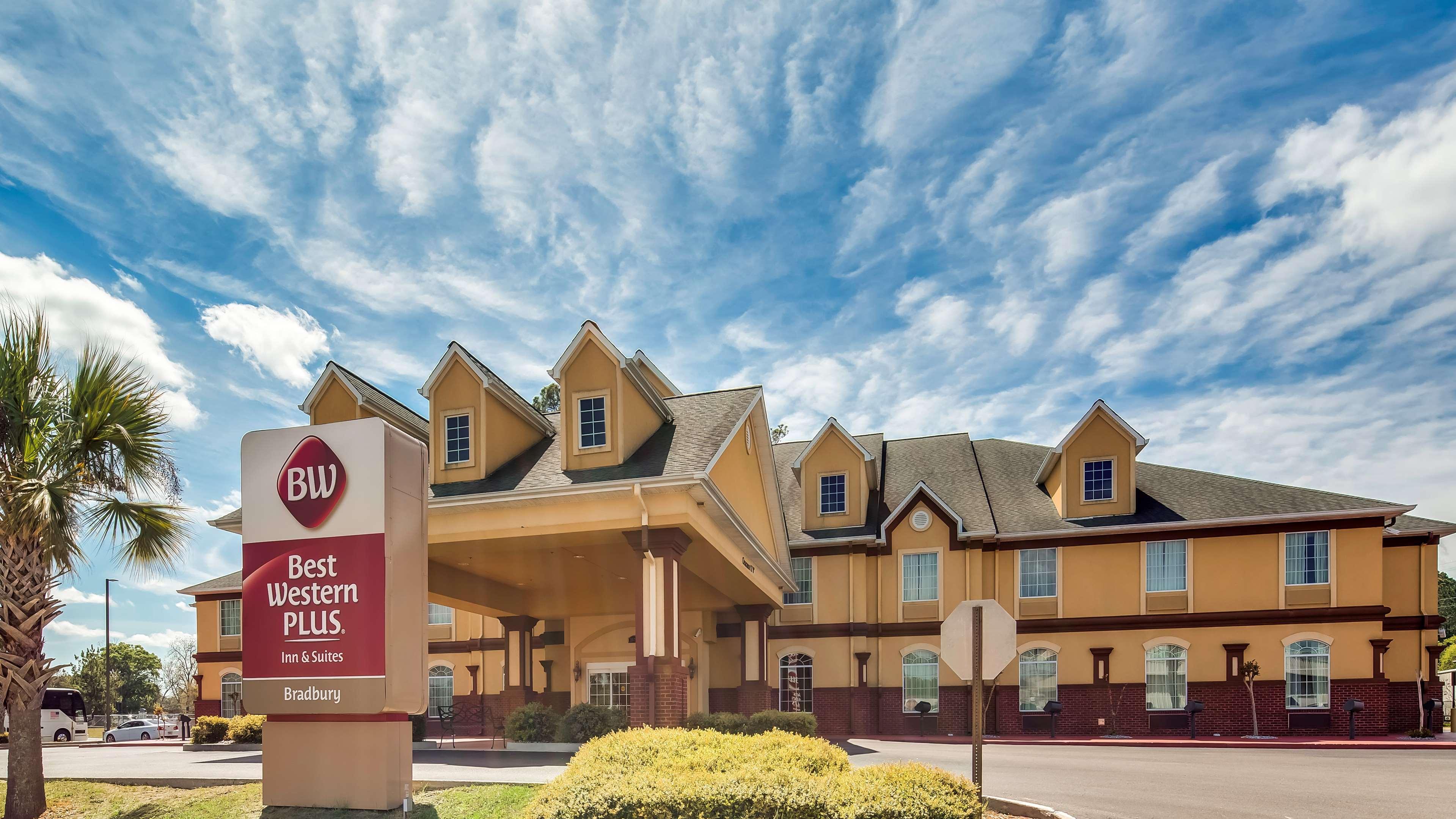 Best Western Plus Bradbury Inn And Suites Waycross Exterior photo