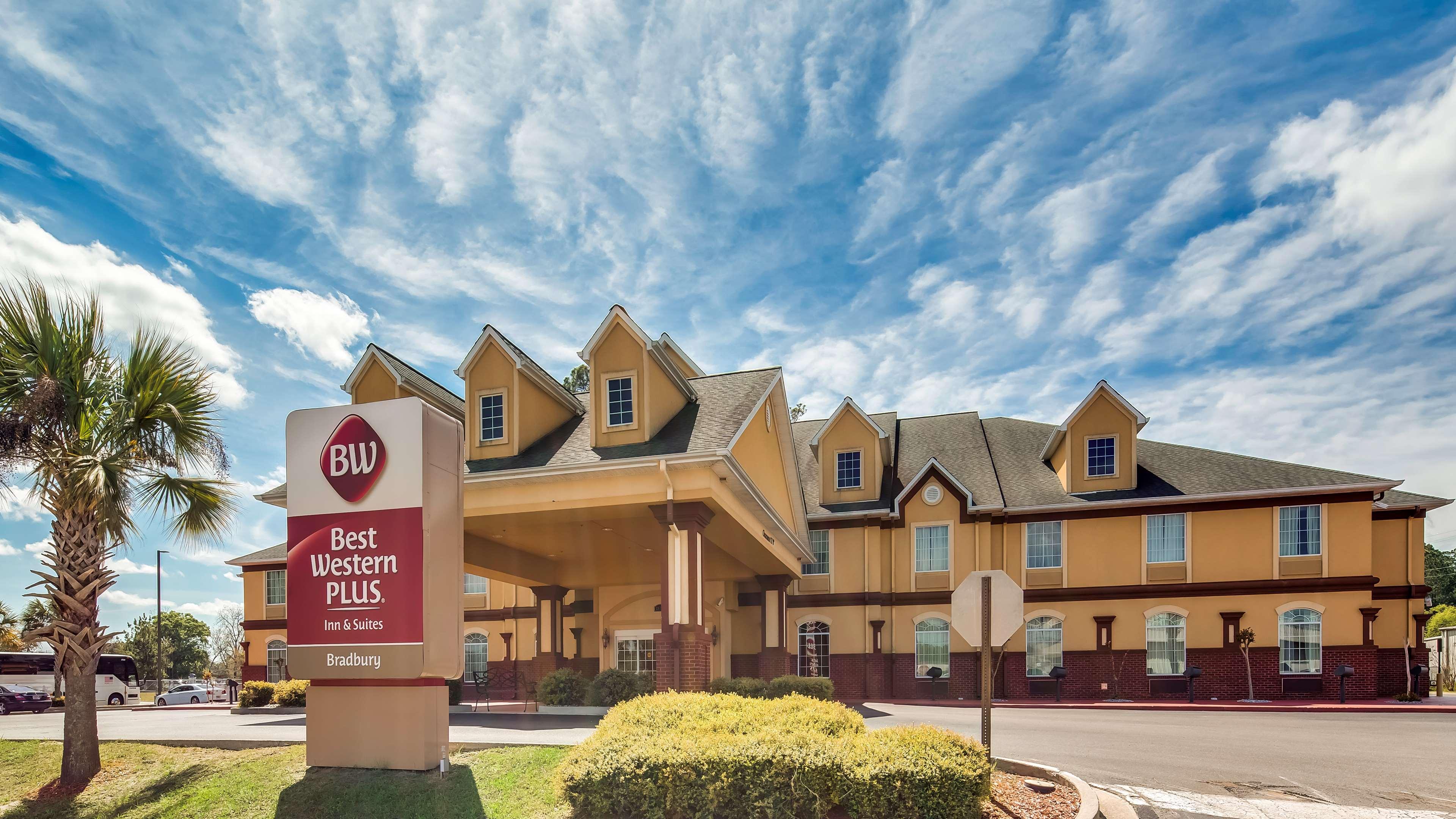 Best Western Plus Bradbury Inn And Suites Waycross Exterior photo