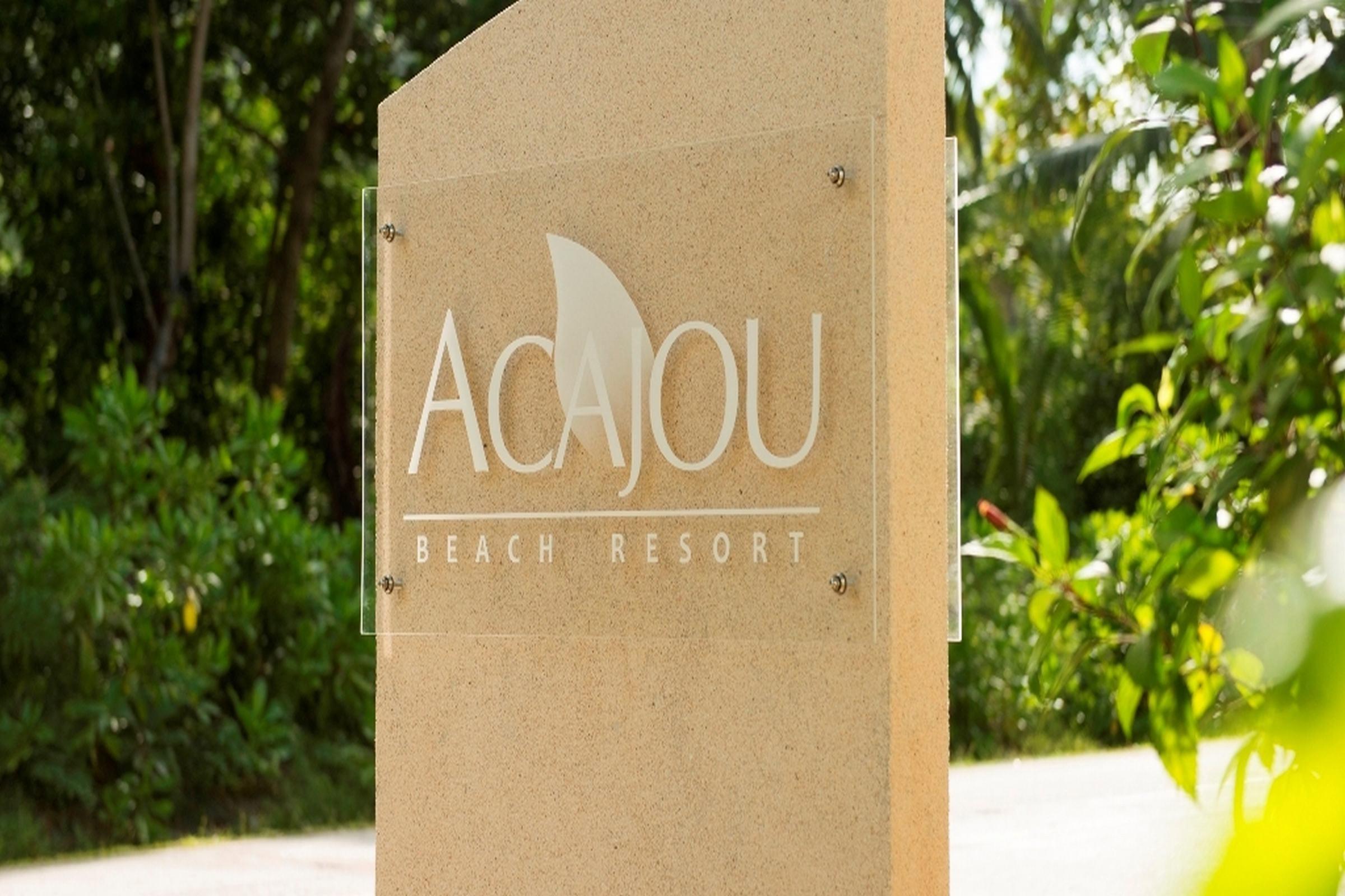 Acajou Beach Resort Anse Volbert Village  Exterior photo