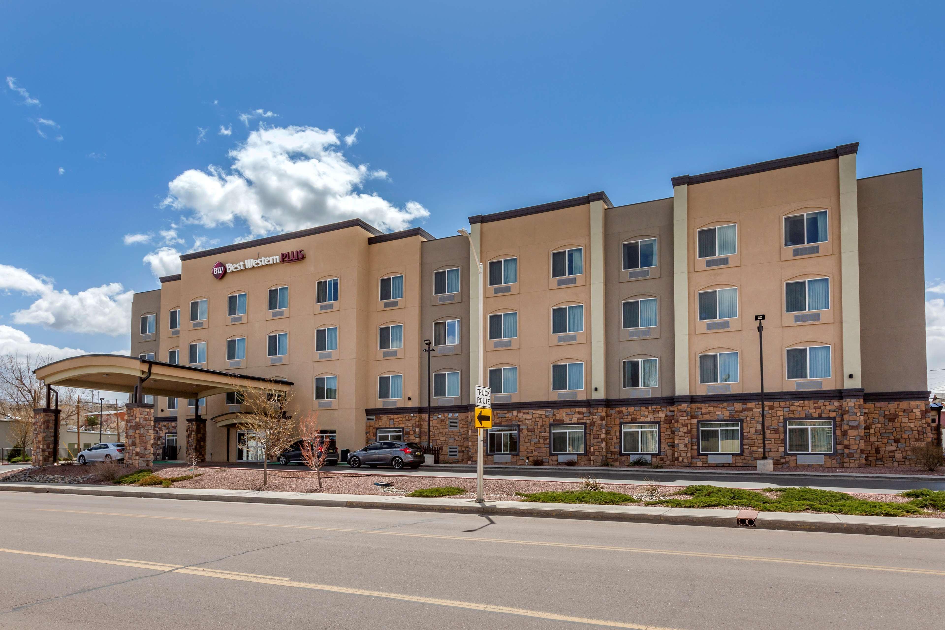 Best Western Plus Gallup Inn & Suites Exterior photo