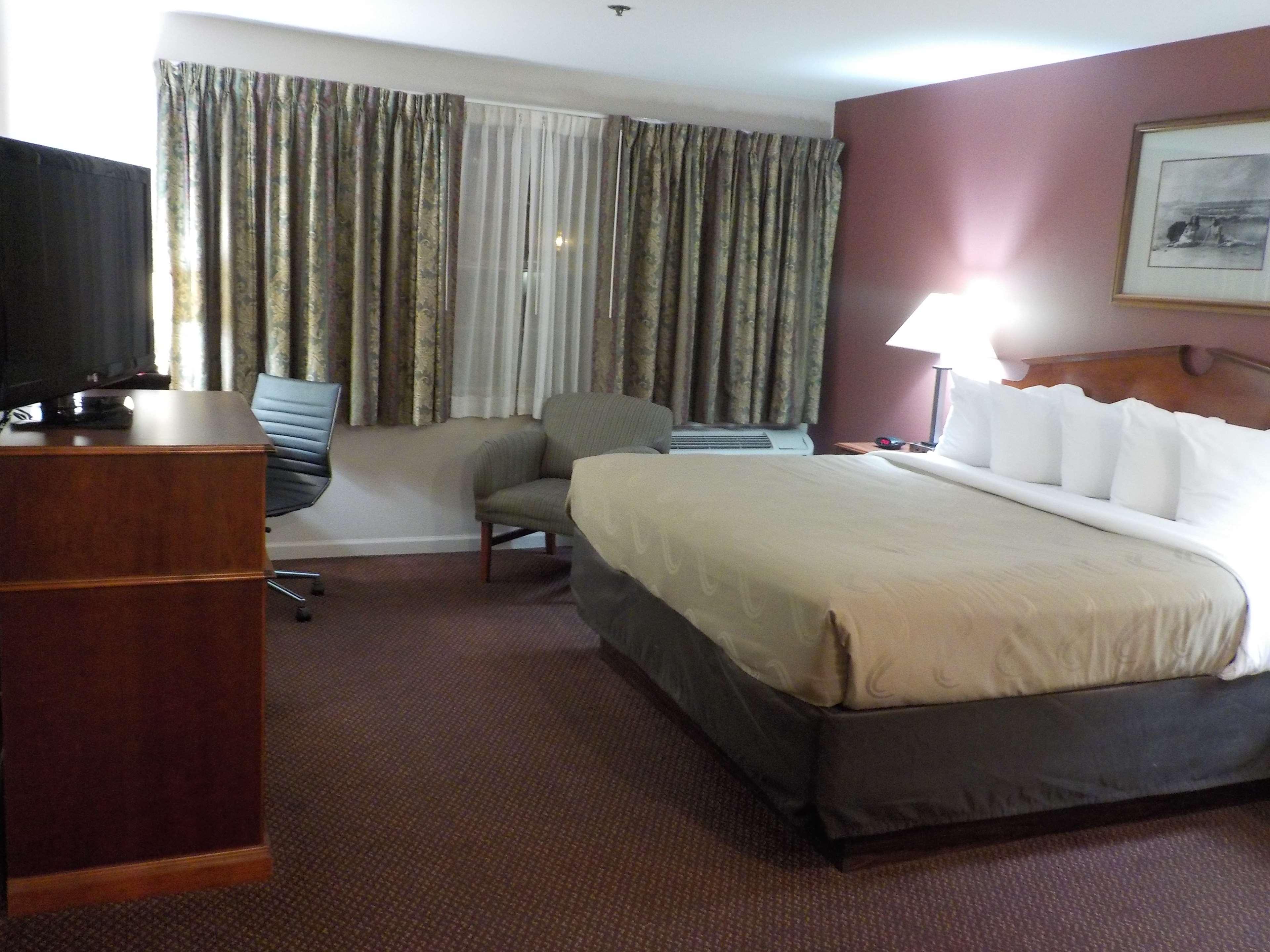 Surestay Plus Hotel By Best Western Auburn Room photo