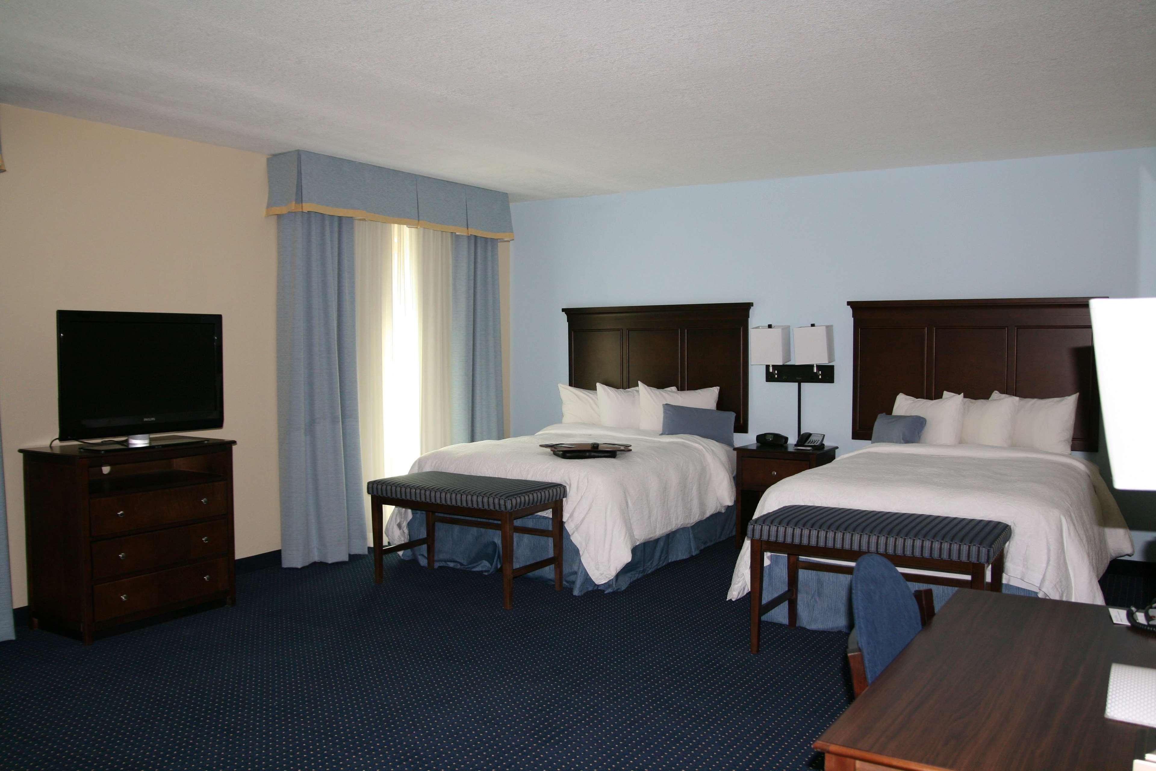 Hampton Inn & Suites Mcalester Room photo