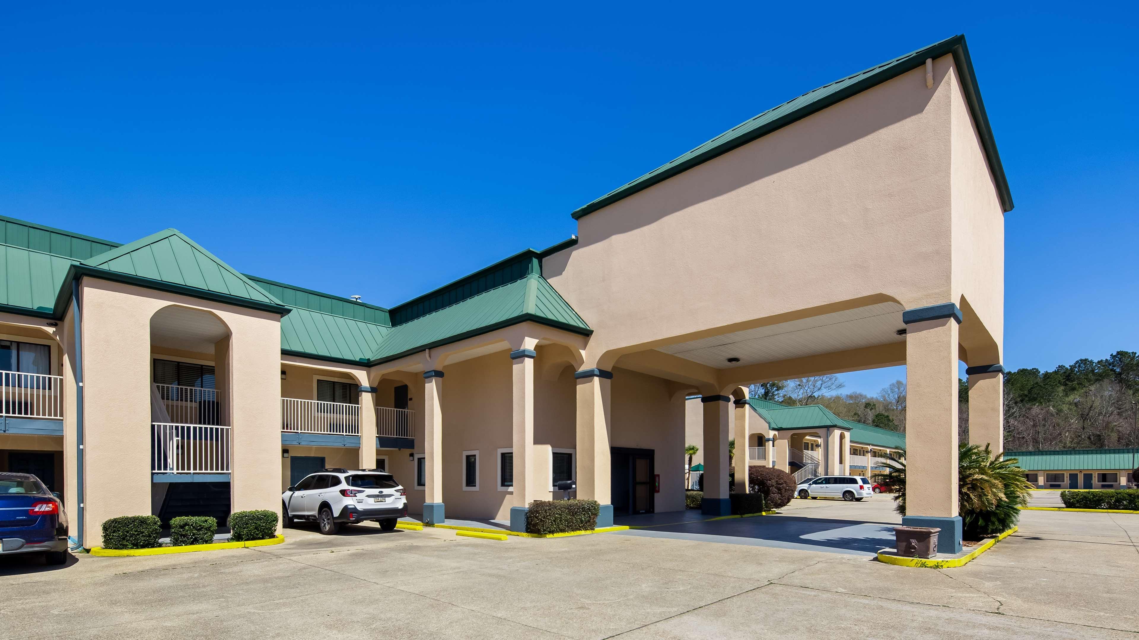 Surestay Plus Hotel By Best Western Hammond Exterior photo