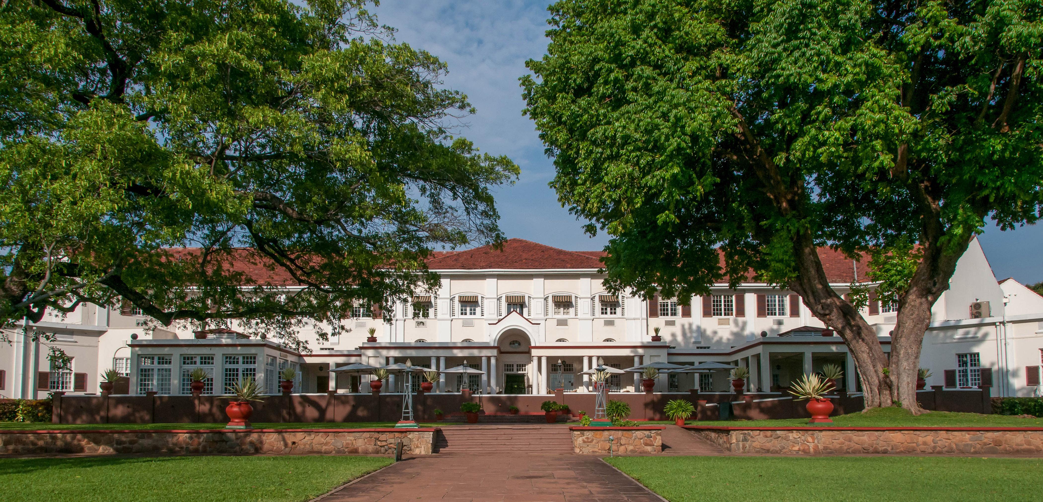 The Victoria Falls Hotel Exterior photo