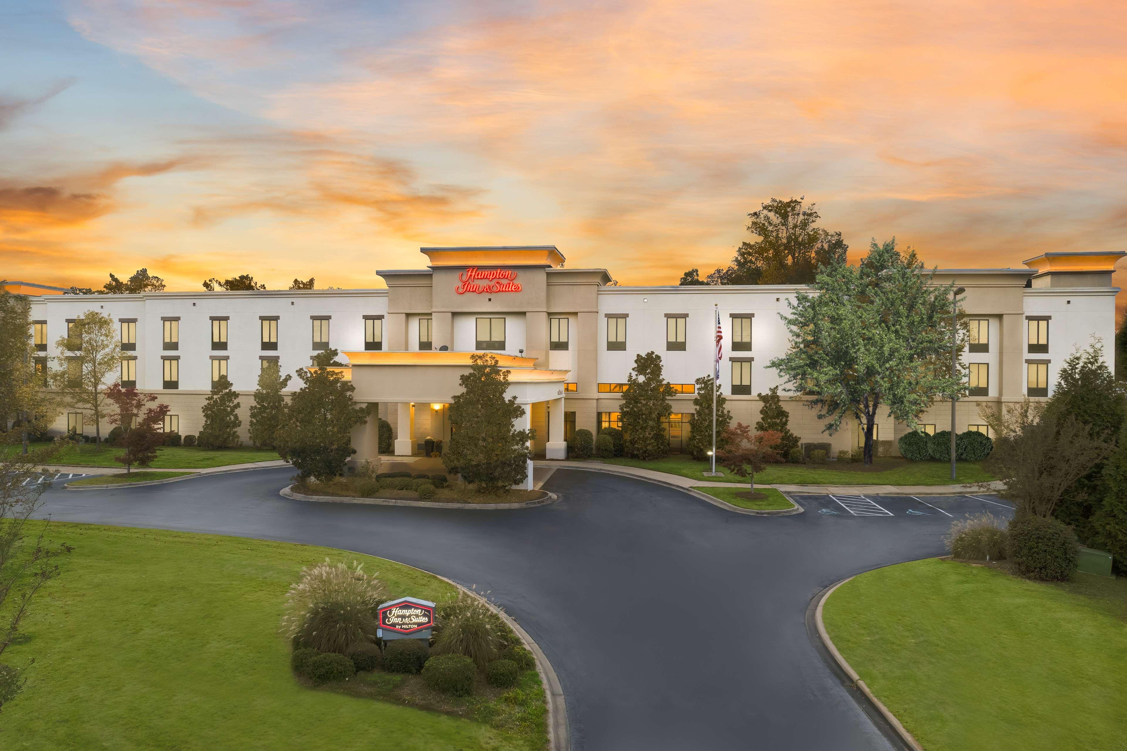 Hampton Inn & Suites Opelika-I-85 Auburn Area Exterior photo