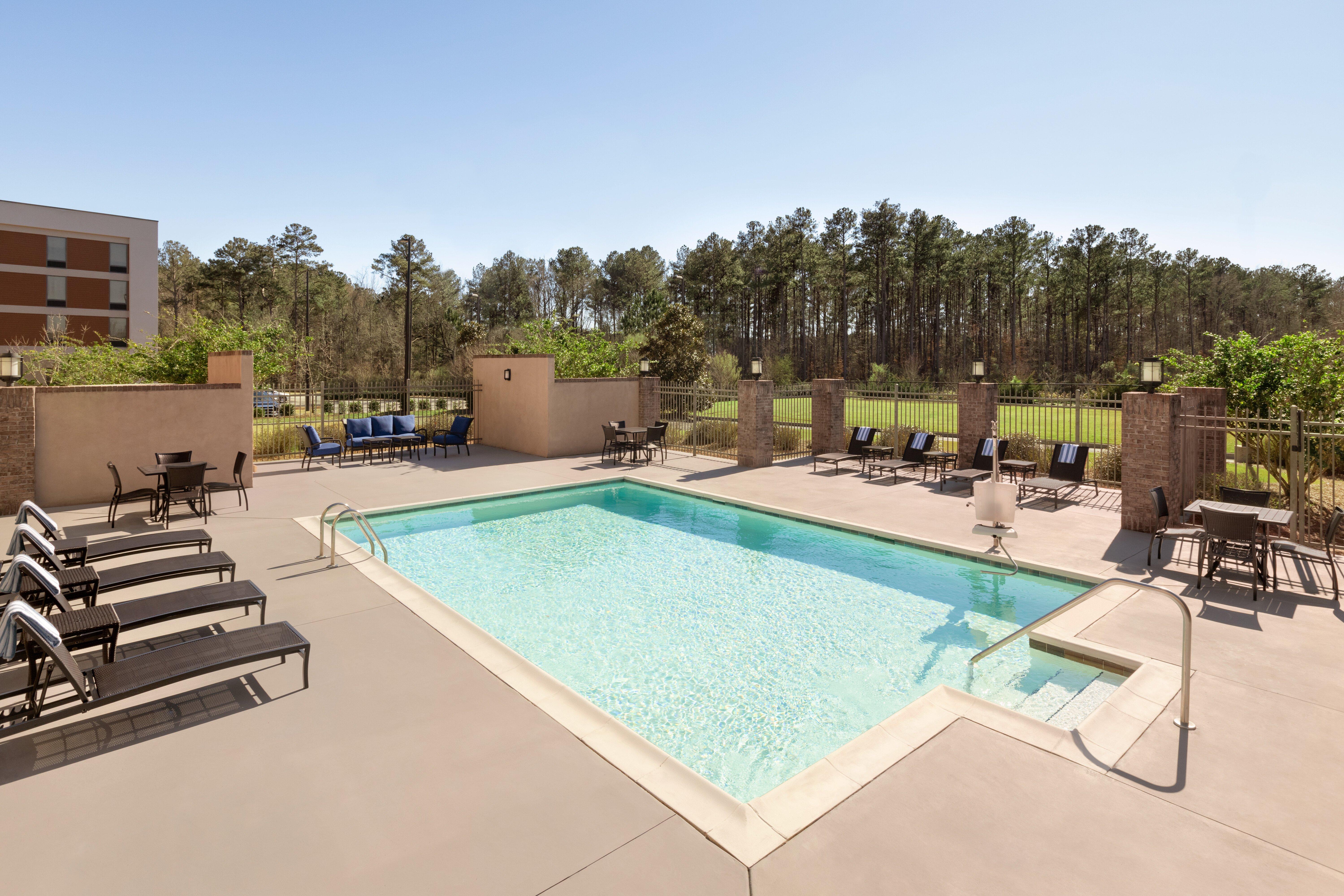 Hampton Inn & Suites Opelika-I-85 Auburn Area Exterior photo