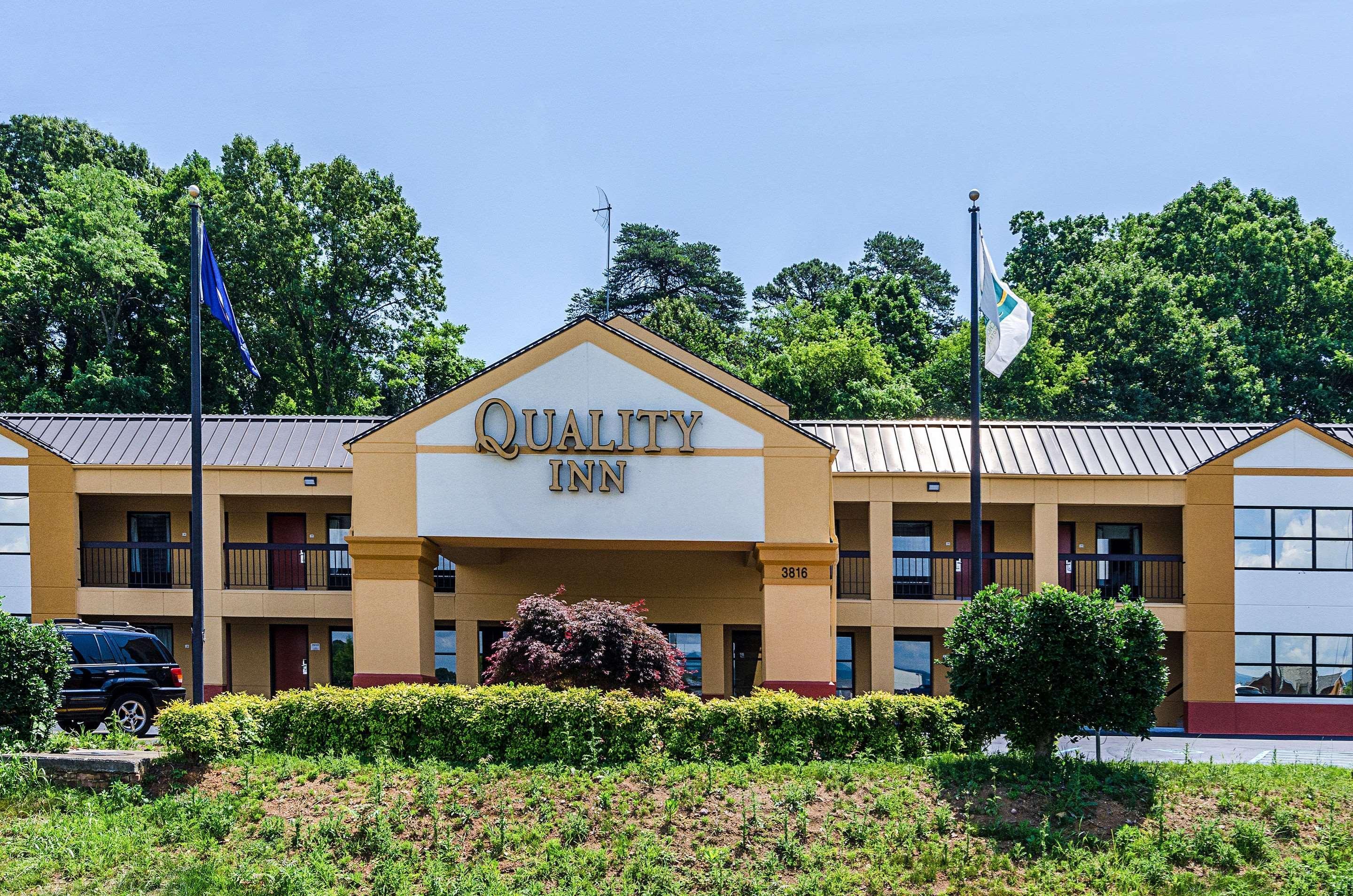 Quality Inn Tanglewood Roanoke Exterior photo