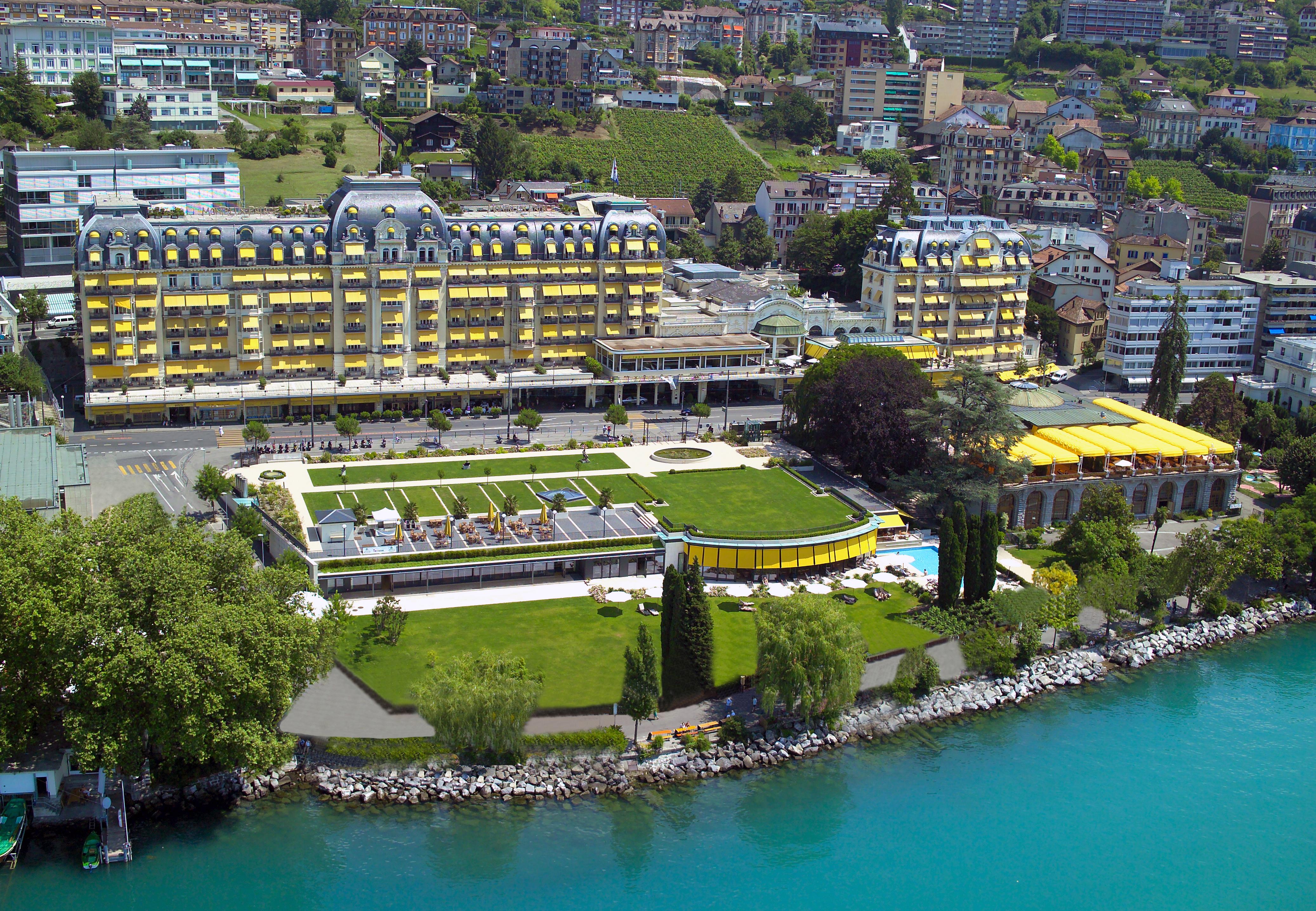 Fairmont Le Montreux Palace Exterior photo