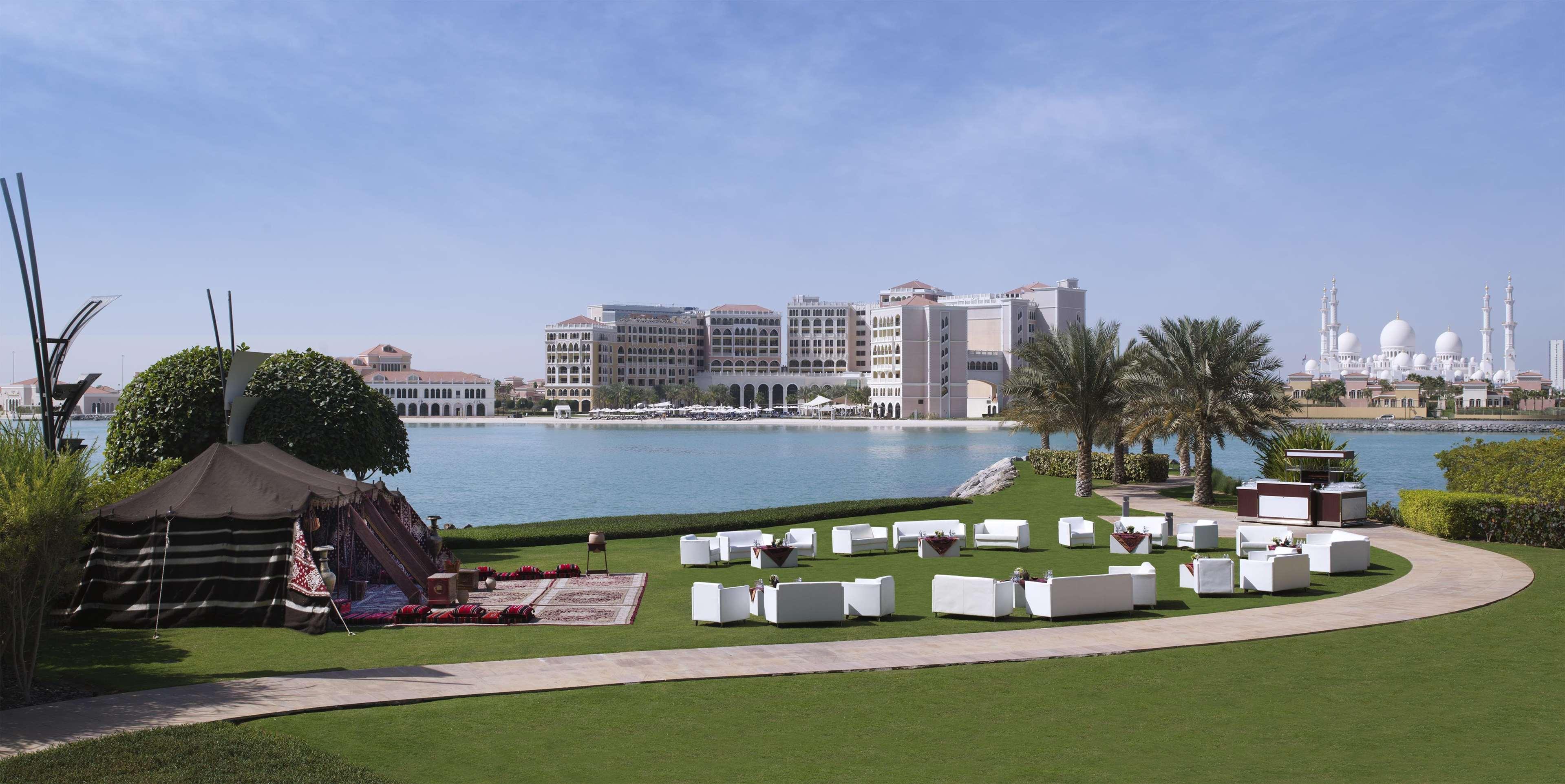 Fairmont Bab Al Bahr Hotel Abu Dhabi Exterior photo