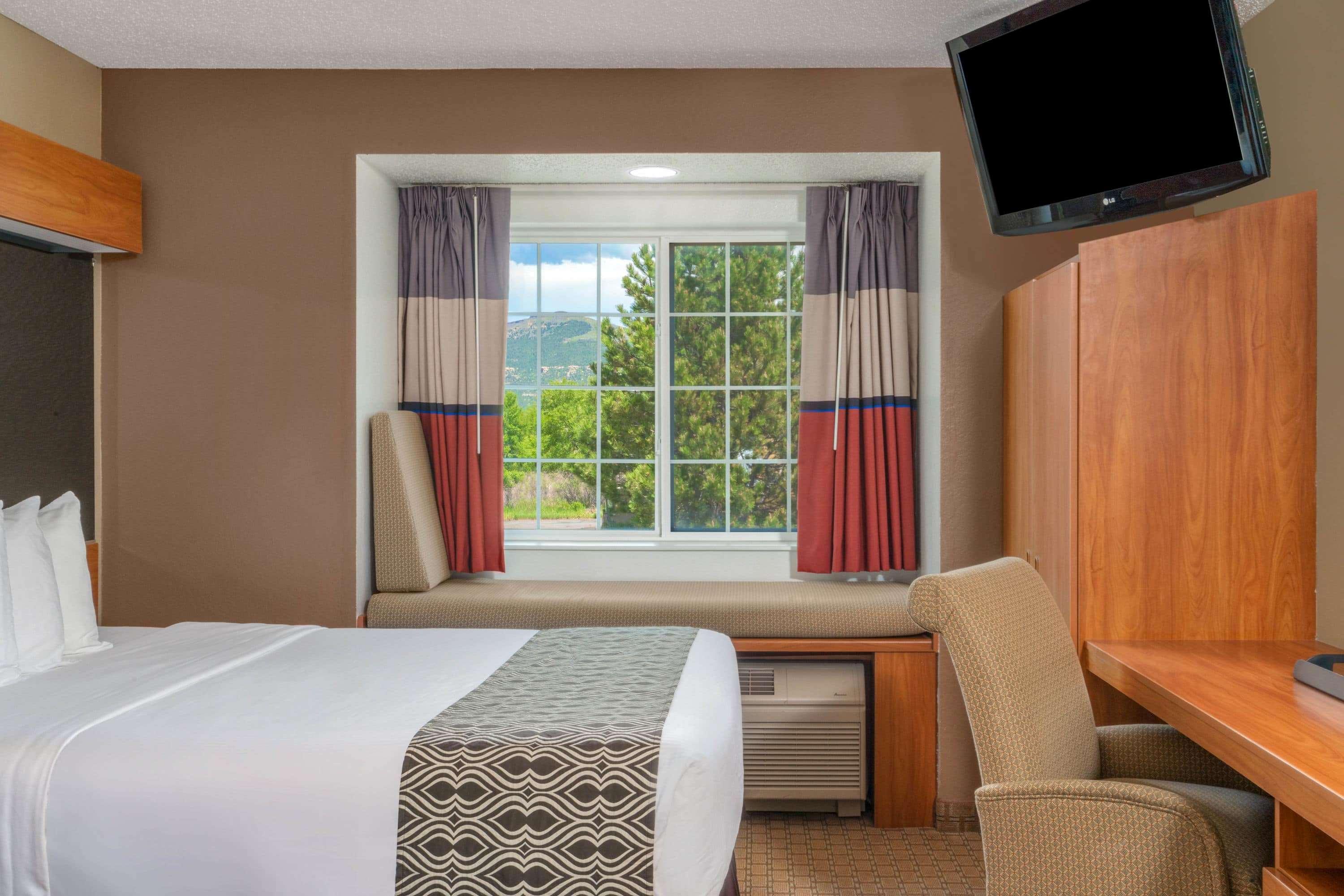 Microtel Inn & Suites Raton Exterior photo