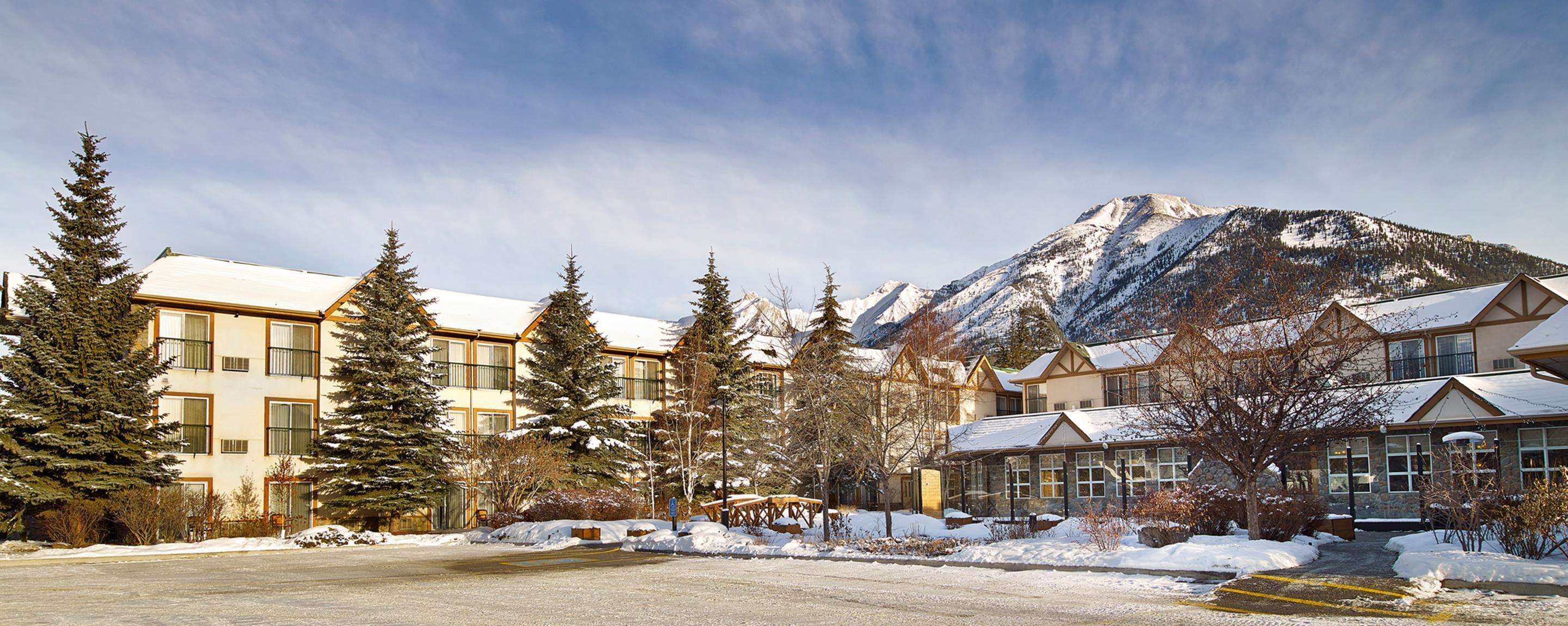 Coast Canmore Hotel & Conference Centre Exterior photo